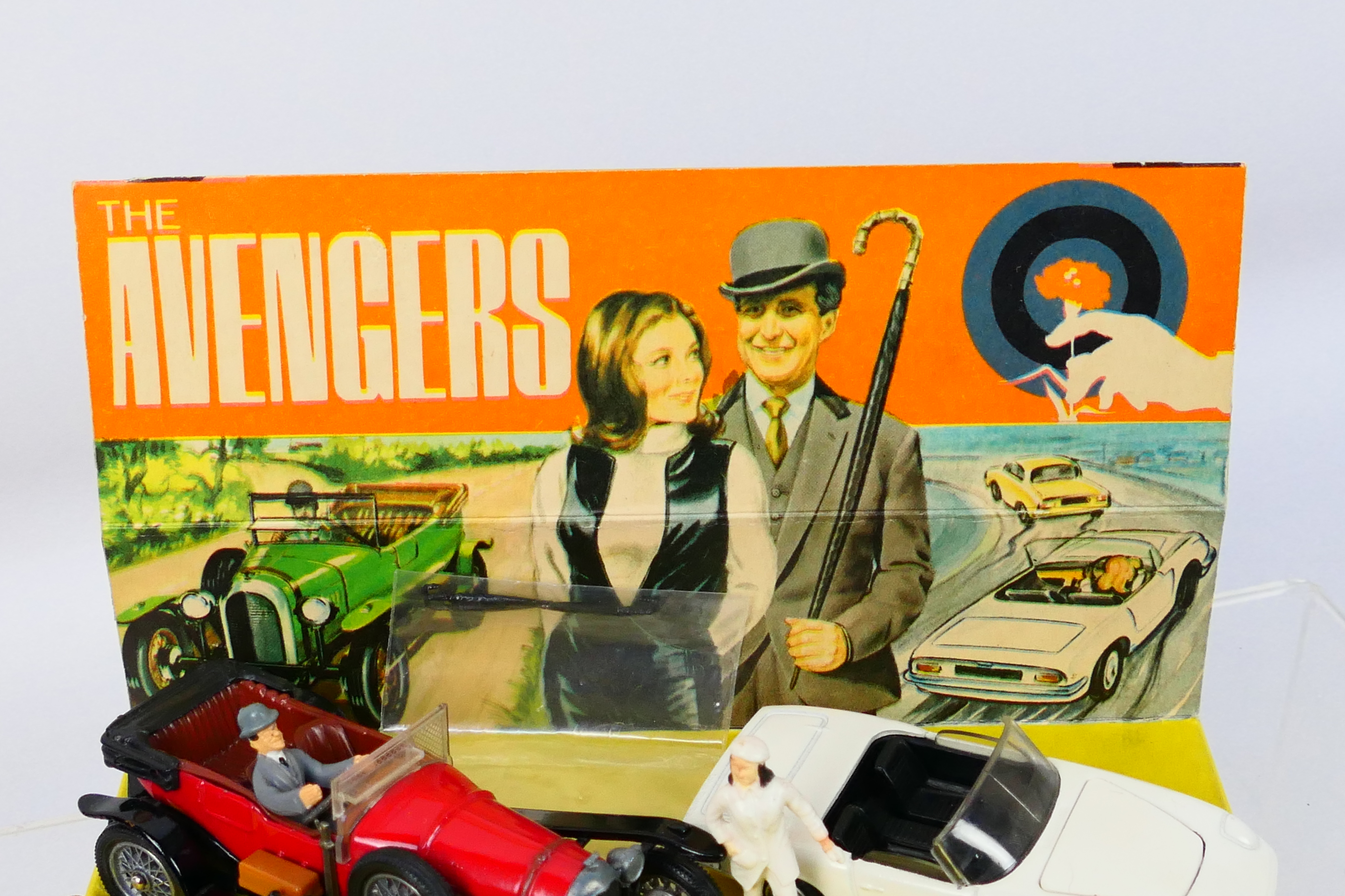 Corgi - The Avengers - A 1960s Gift Set 40 with Steed and his Bentley and Mrs Peel and her Lotus # - Image 13 of 18