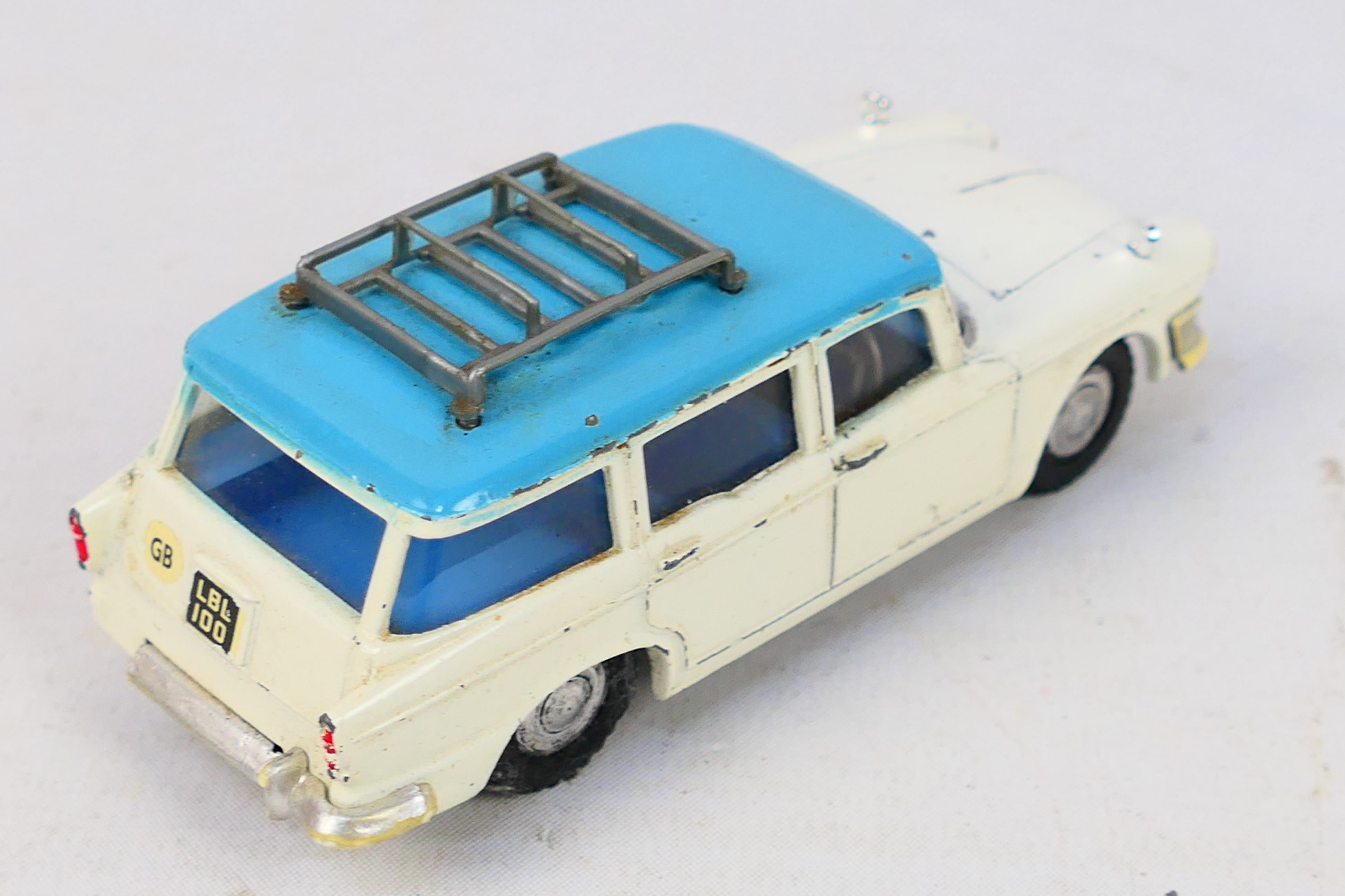 Spot-On - Two unboxed diecast model vehicles from Spot-On. - Image 3 of 7