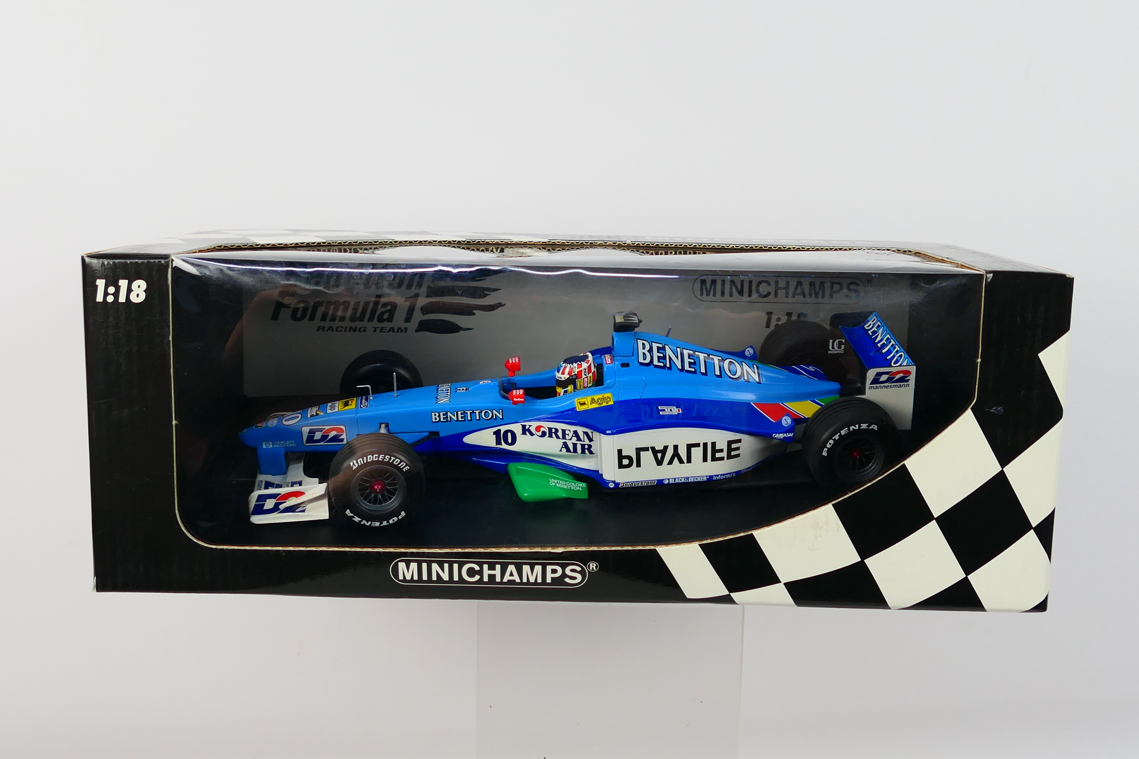 Minichamps- A boxed 1:18 scale Benetton Formula 1 Playlife B199 Alexander Wurz 1999 car which