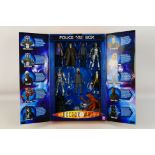 Character Options - Doctor Who - A Doctor Who series 2 10 figure Gift Set. This set comprises of 5.