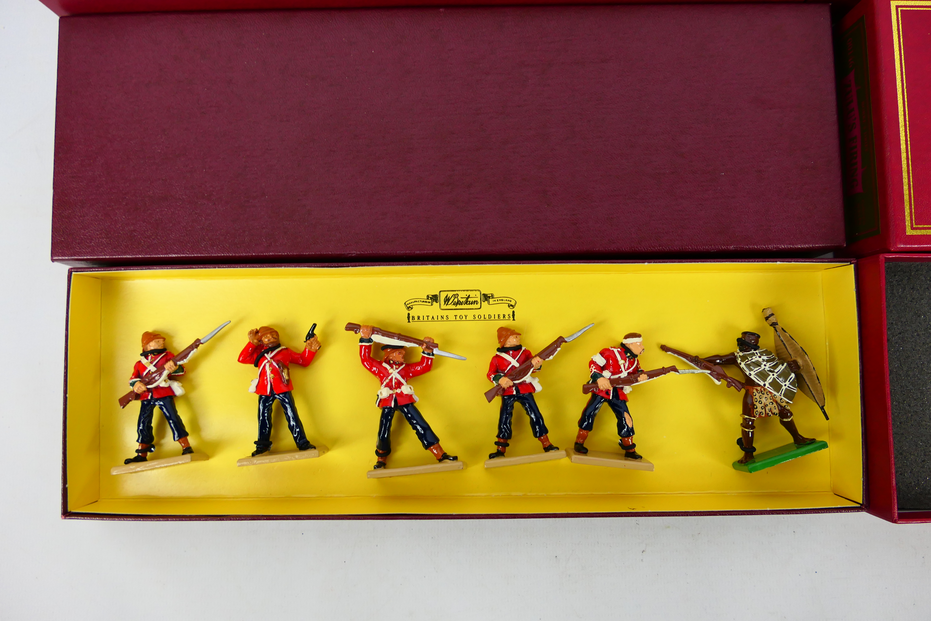 Britains - Four boxed 54mm metal figures from Britains 'Zulu War' and 'Rorke's Drift' ranges. . - Bild 2 aus 6