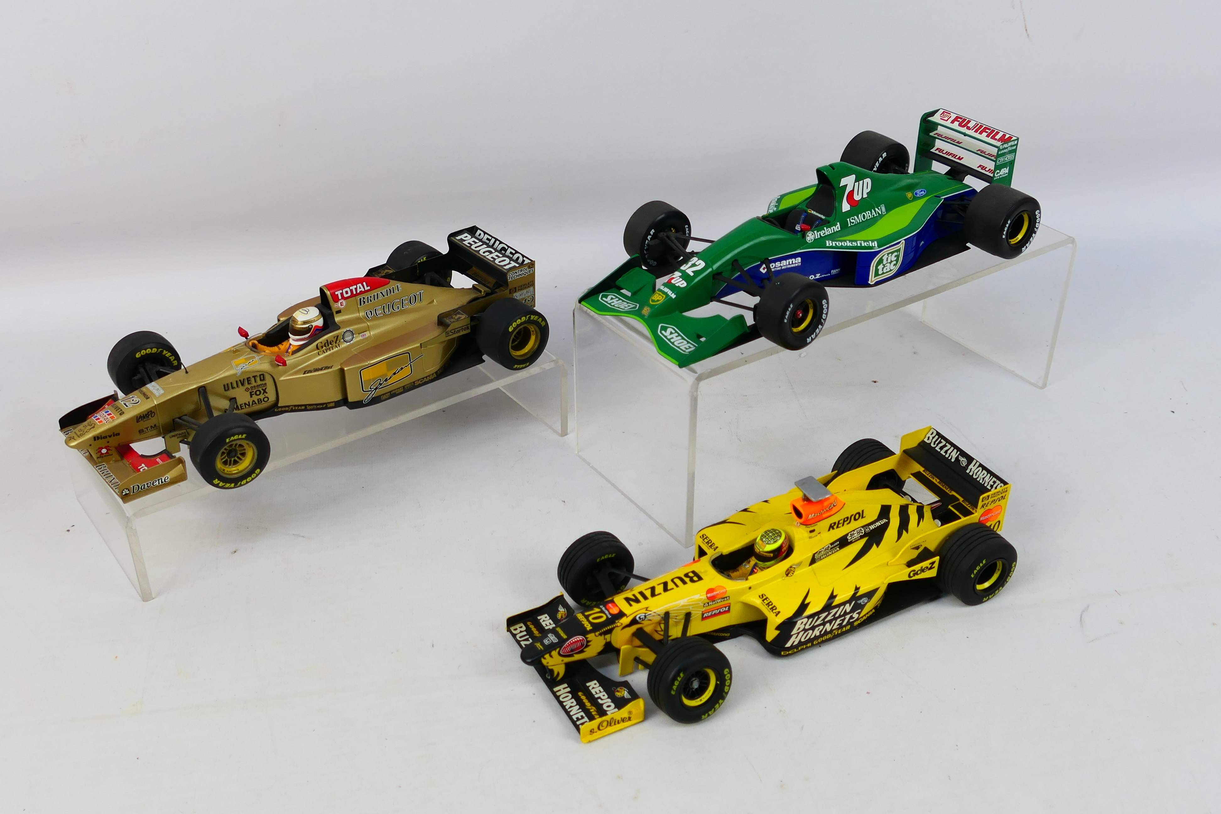 Minichamps - 3 x unboxed F1 cars in 1:18 scale, a Jordan Mugen Honda 198,