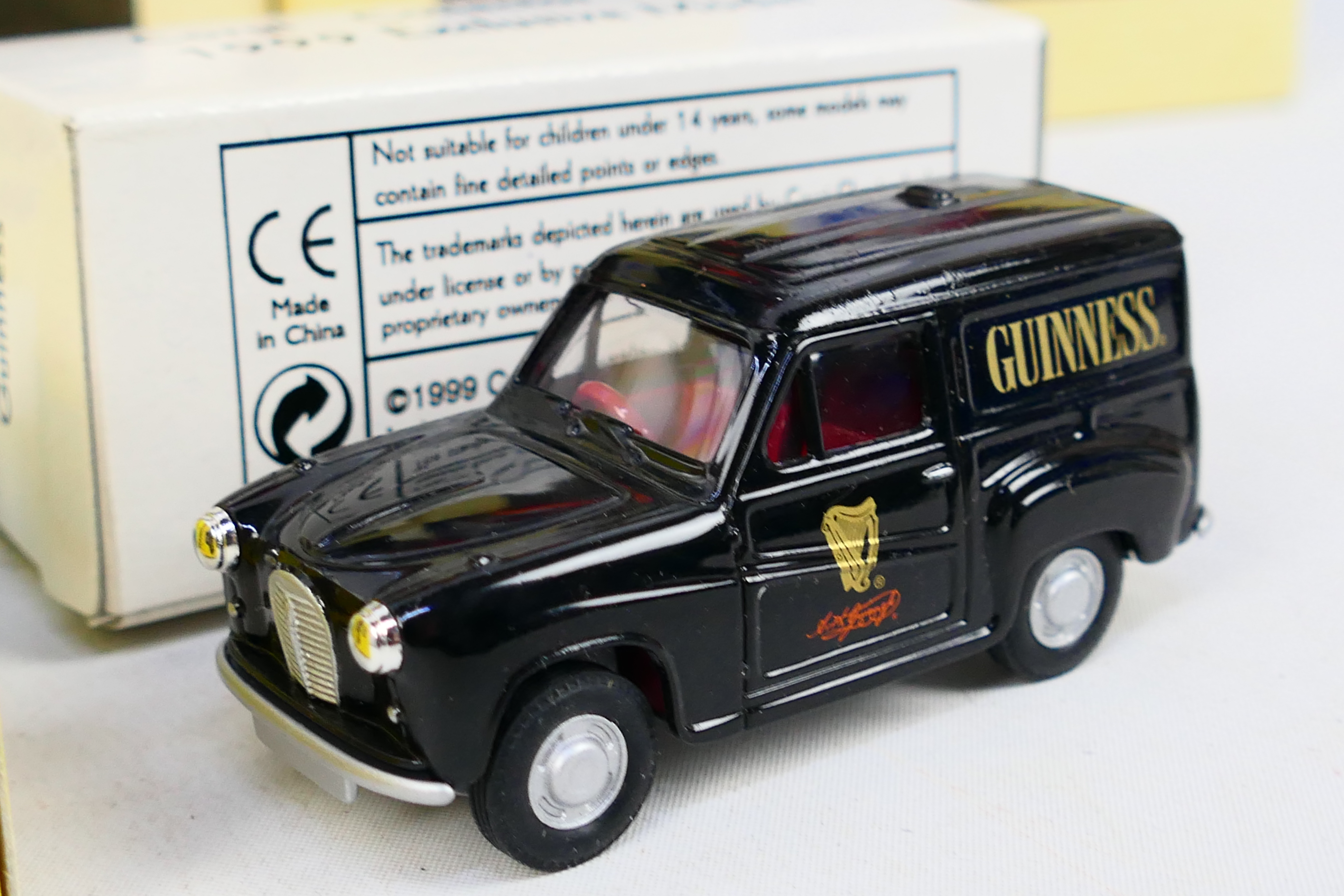 Corgi Classics - A collection of boxed diecast vehicles from various Corgi ranges. - Image 5 of 5