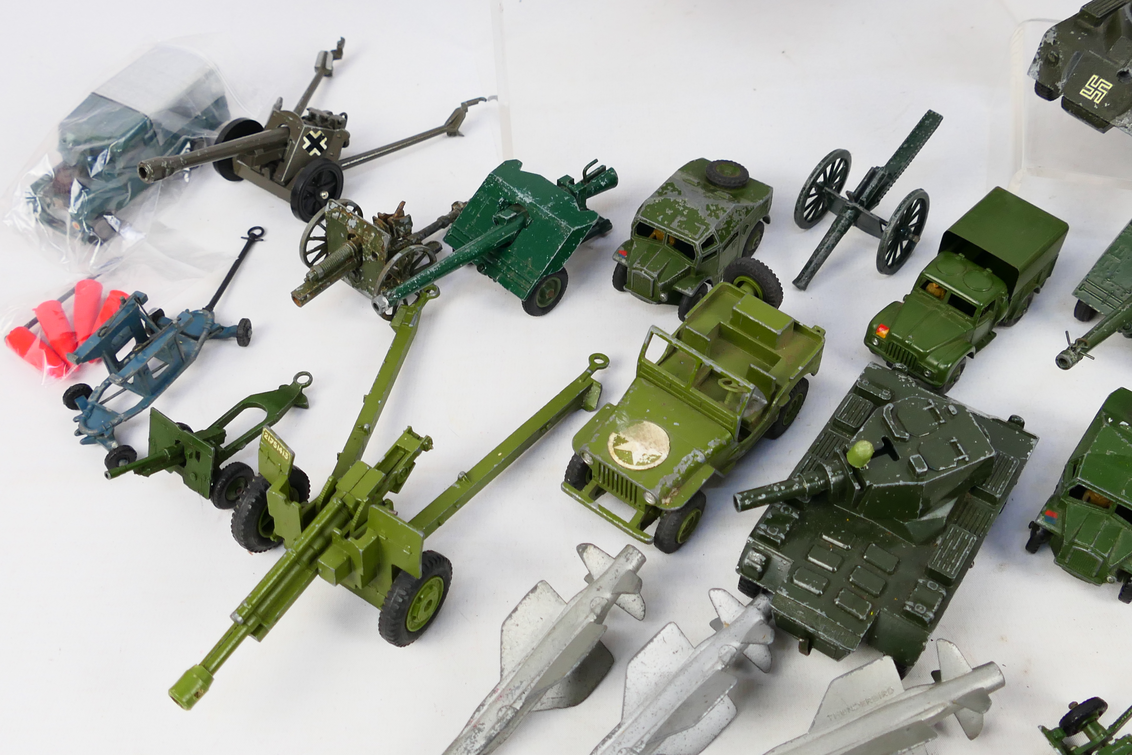 Dinky Toys - Corgi Toys - Lone Star - Britains - Others - An unboxed and playworn group of military - Image 4 of 6