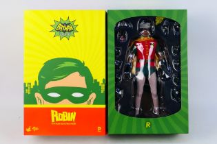 Hot Toys - Batman Classic TV Series - A 1/6 scale Robin figure with accessories.