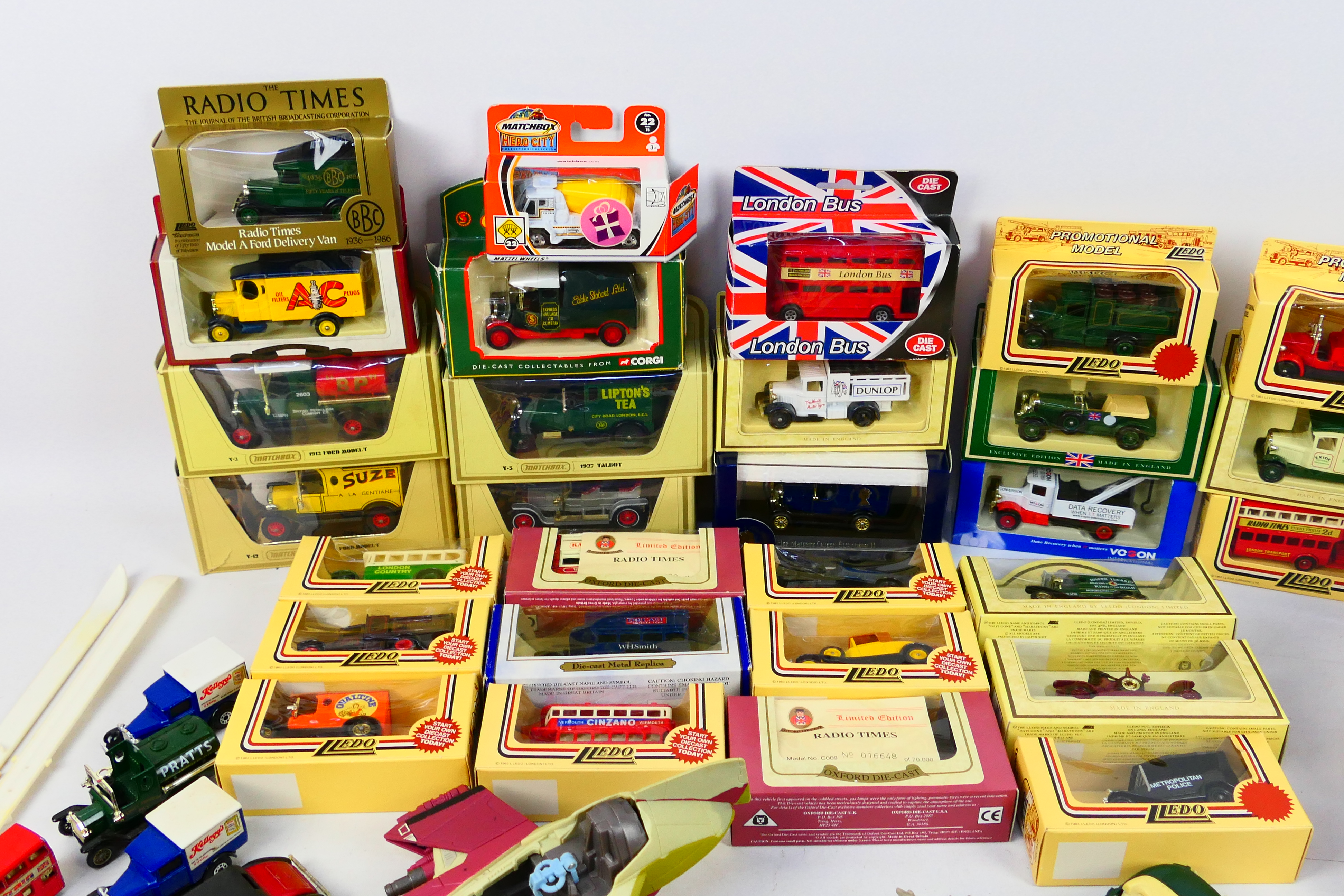 Matchbox - Lledo - A collection of vehicles including Talbot van in Lipton's Tea livery # Y-5, - Image 4 of 5