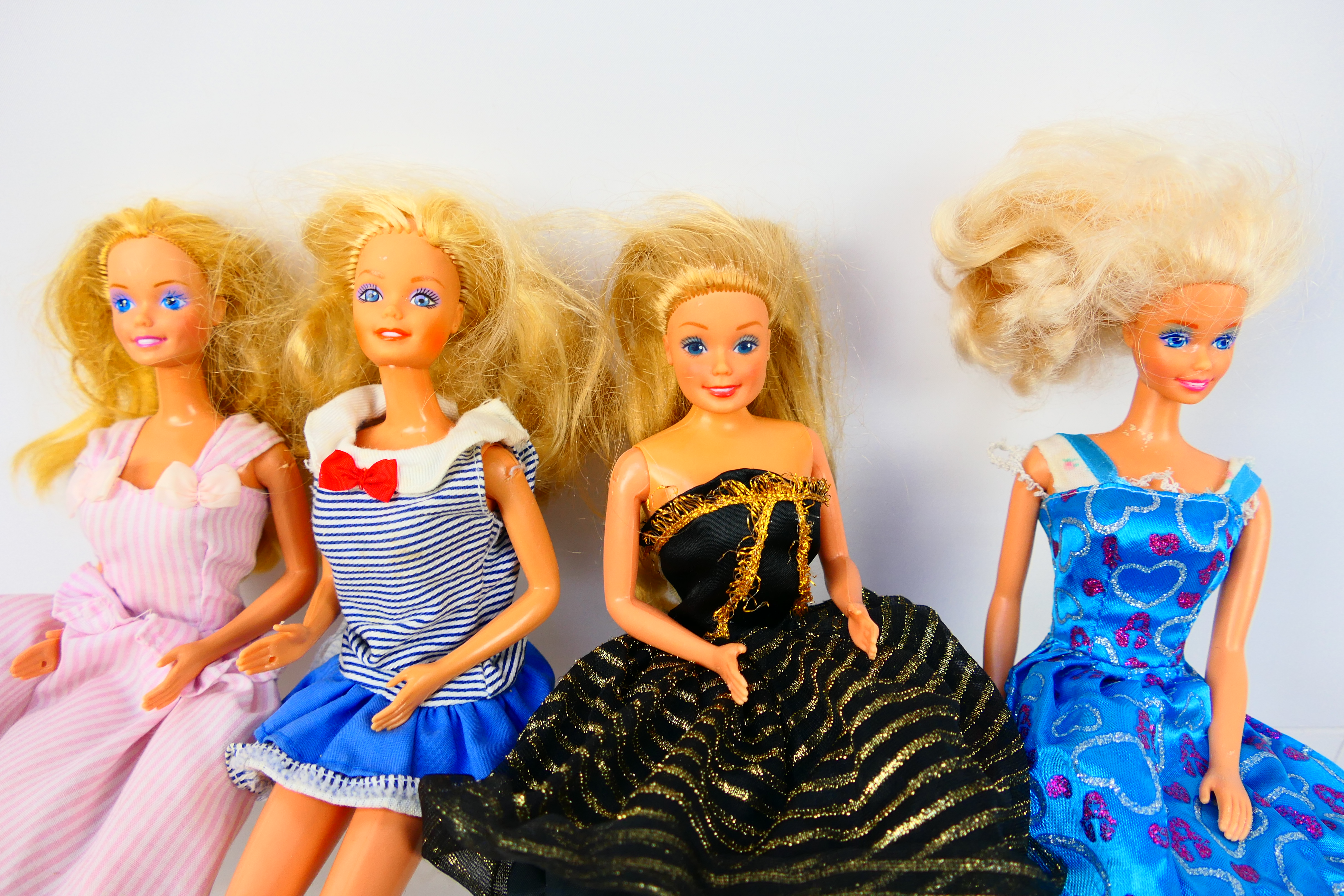 Mattel - Barbie - 5 x Barbie dolls and 1 x Ken doll, all fingers intact, - Bild 4 aus 9
