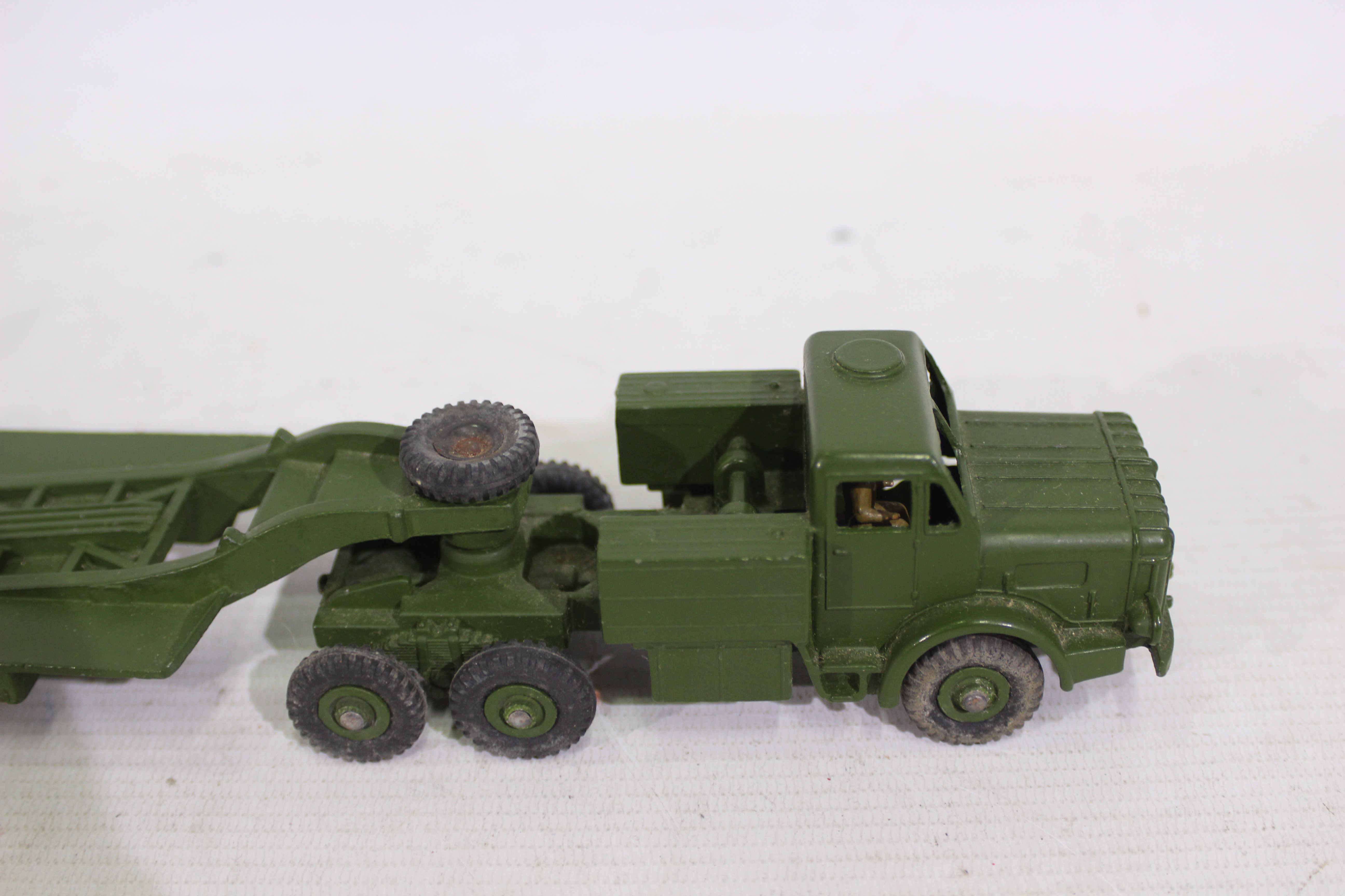 Dinky - 4 x boxed vehicles, Mighty Antar Tank Transporter # 660, Centurion Tank # 651, - Image 12 of 15