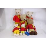 Tebro - Burbank Toys - Others - A group of 'Rupert the Bear' soft toys.