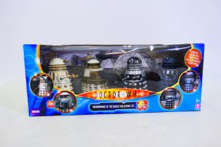 Character Options - Doctor Who - Remembrance of the Daleks Collector Set (#03730) containing action