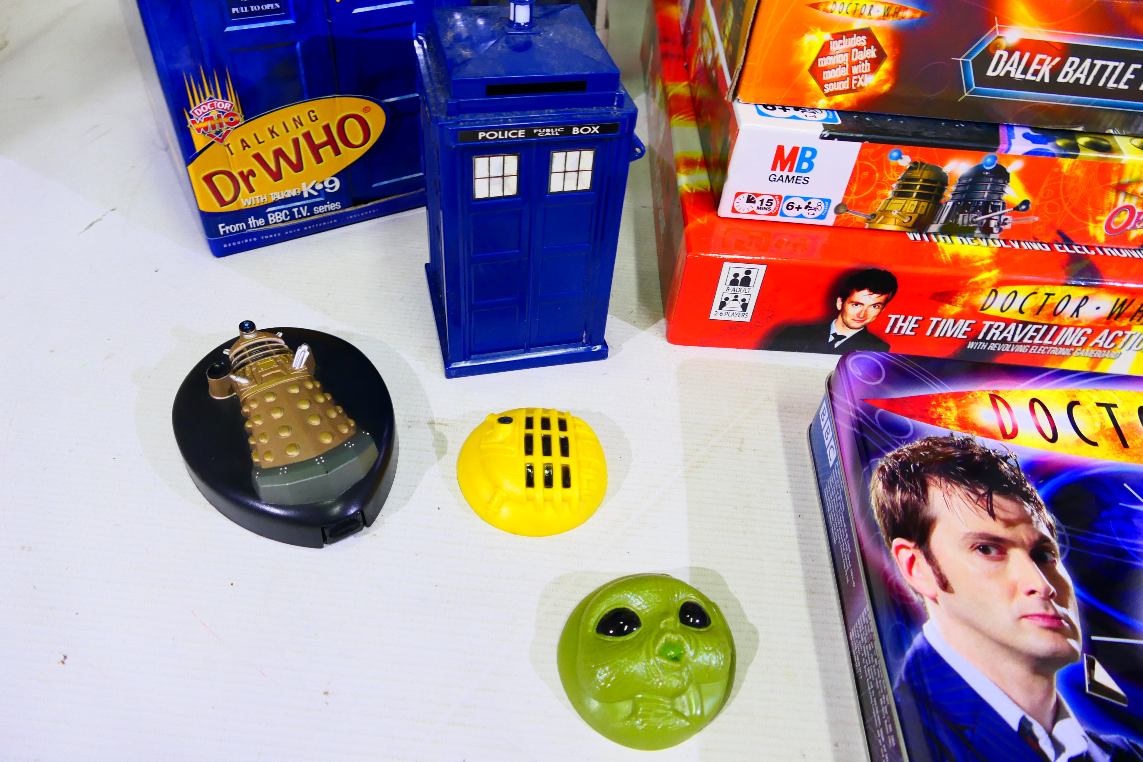 Product Enterprise - Toy Brokers - MB Games - Doctor Who - Talking Dr Who with Talking K-9. - Image 15 of 19