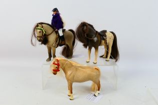 Julip - A collection of unboxed models, a horse named Minstrel with tack and rider Hazel,