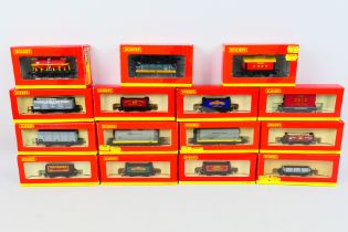 Hornby - A boxed group of 15 items of OO gauge freight rolling stock from Hornby.