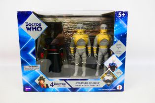 Character Options - Doctor Who - Pyramids of Mars collector's Set (#03931) containing action