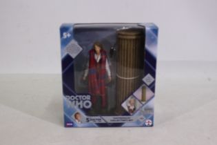 Character Options - Doctor Who - Castrovalva Collector's Set (#03929) containing action figure of