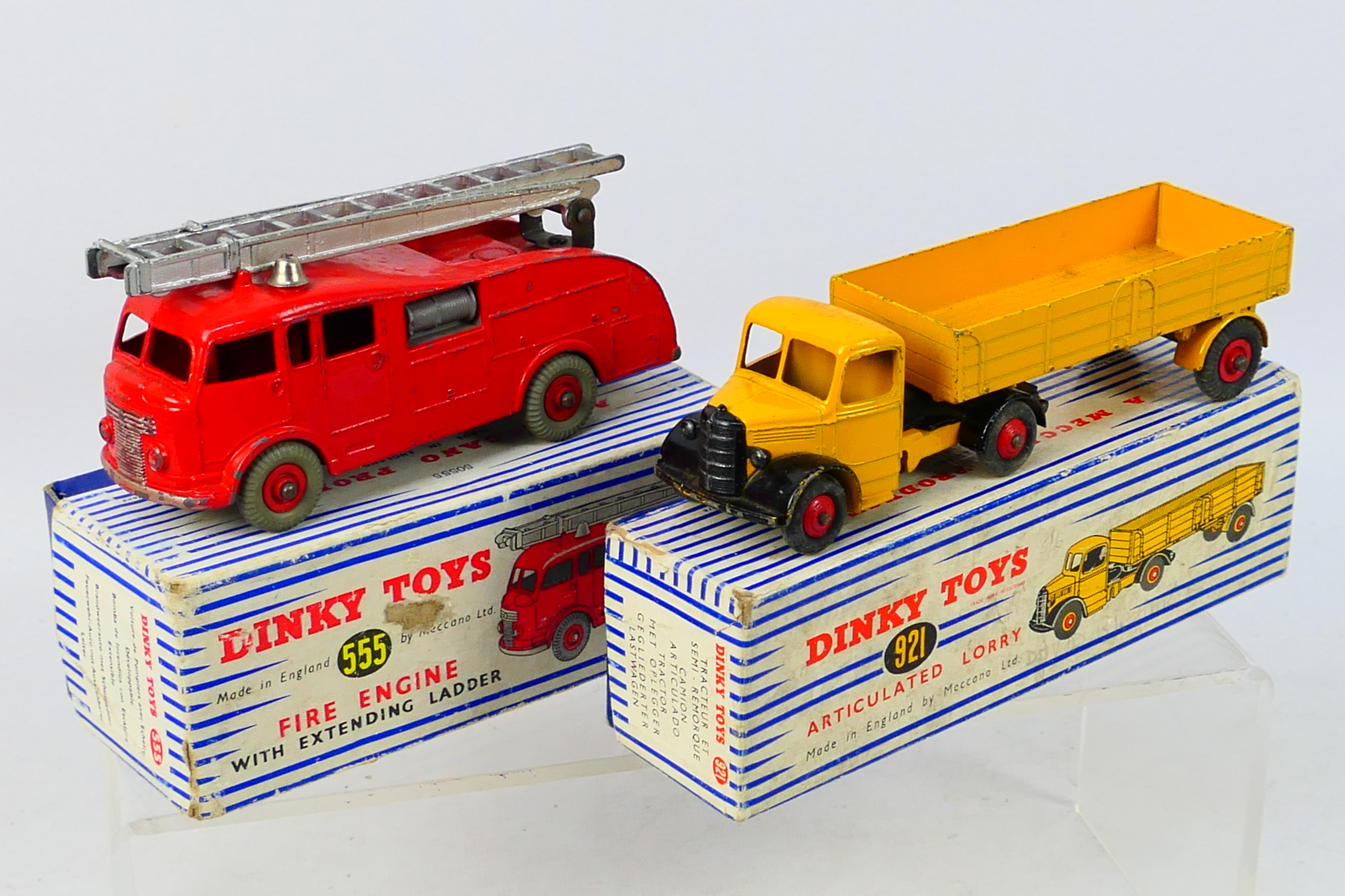 Dinky - 2 x boxed models, a Bedford Articulated Lorry # 921 and a Commer Fire Engine # 555.