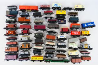 Grafar - Hornby -Mainline - Others - Over 50 unboxed and playworn items of mainly HO / OO gauge