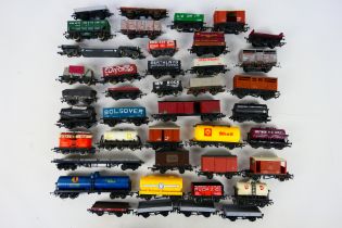 Wrenn - Lima - Hornby - Dapol - Others - A rake of 40 unboxed and playworn items of mainly HO / OO