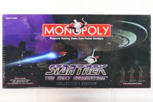 Hasbro - Monopoly - An unopened Star Tre