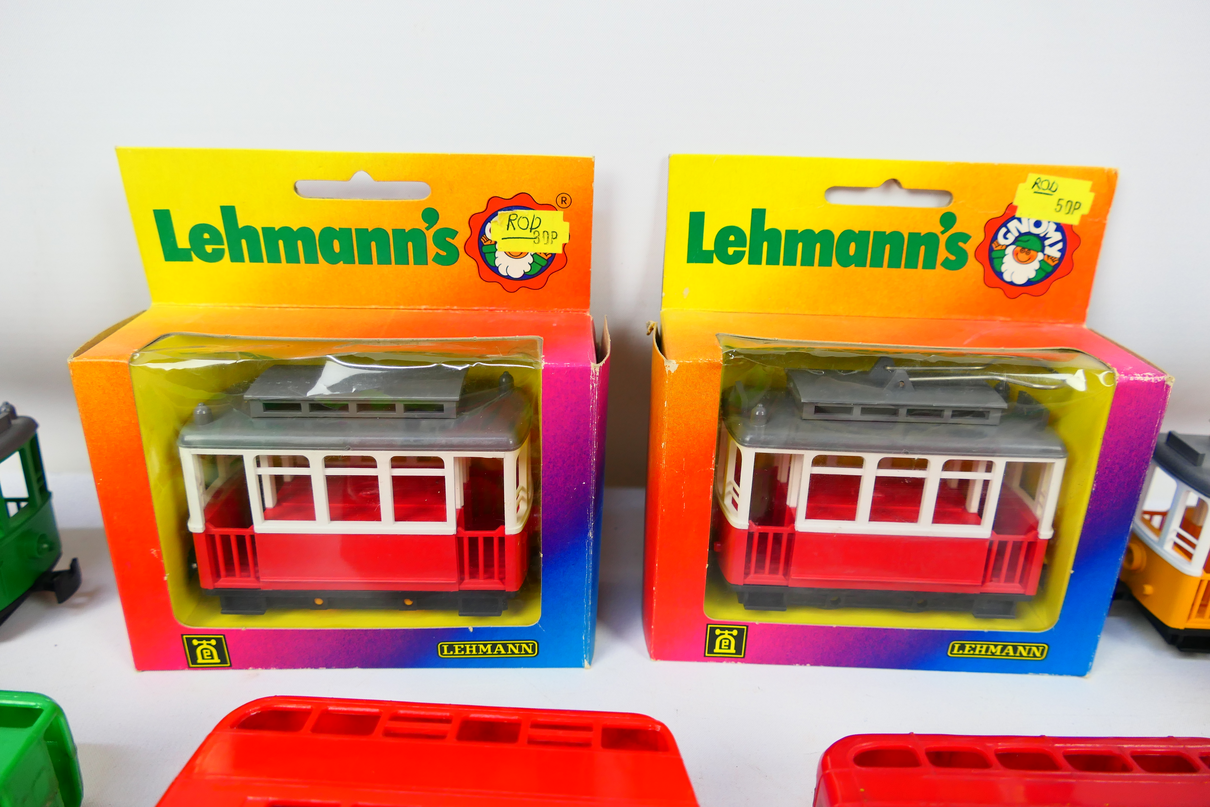 Wiking - Tri-ang - Lehmann - Others - A group of 21 predominately unboxed plastic model buses, - Image 2 of 6