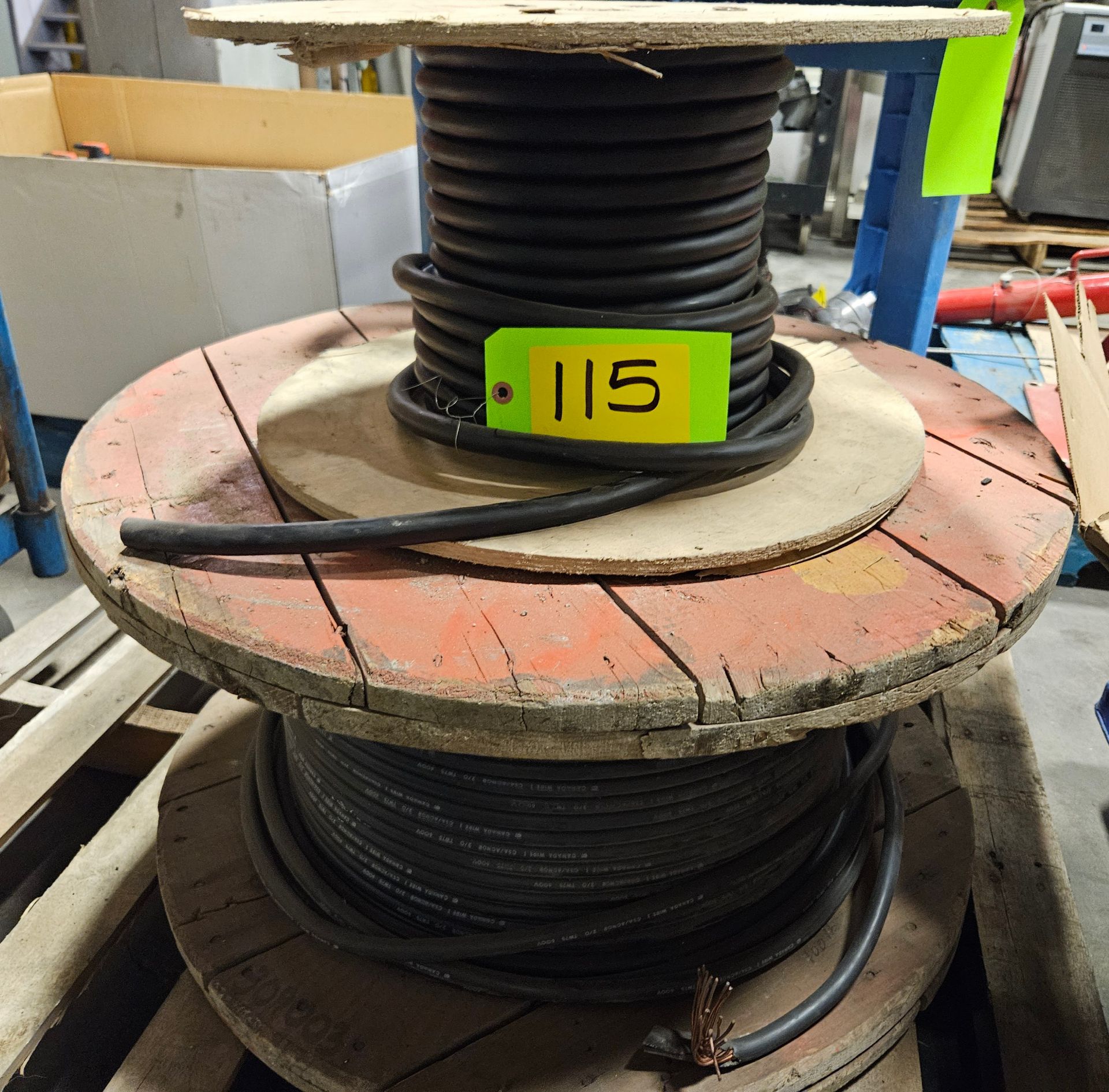 LOT - (1) CANADA WIRE CSA/ACNOR 2/0 TW75 600V, (1) 500W CABLE- (LOCATION - 164 INDUSTRIAL BLVD,