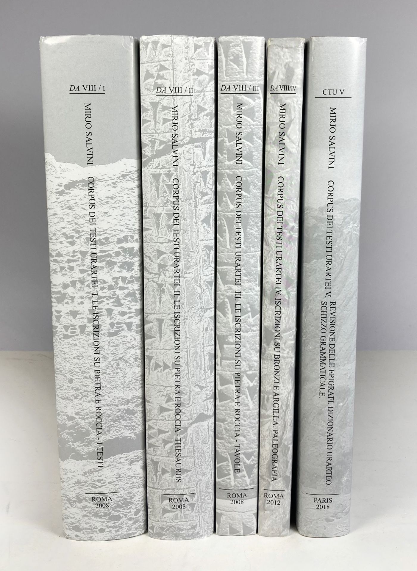 URARTU -- SALVINI, M. Corpus dei testi Urartei. Rome & Paris, 2008-2018. 5 vols