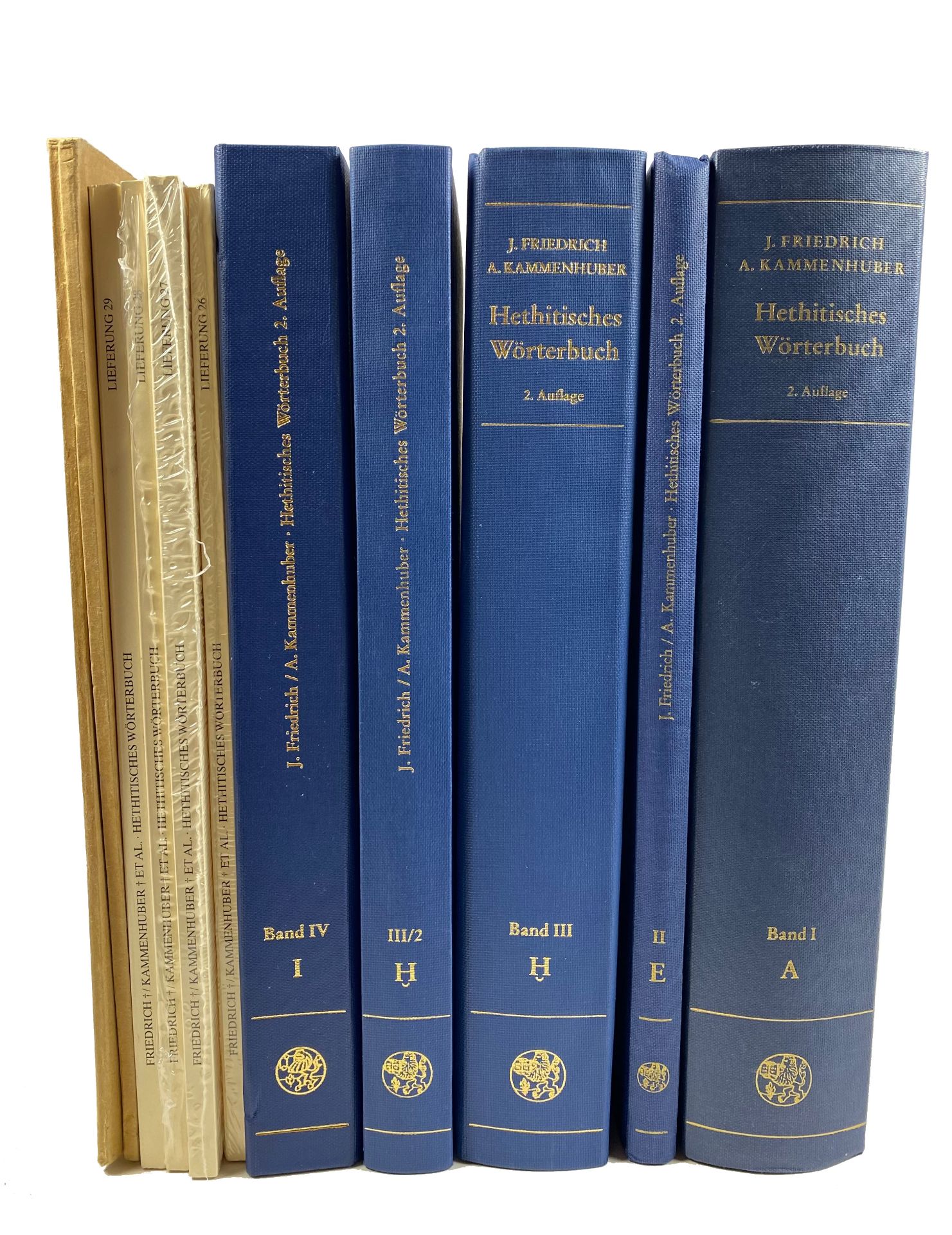 HITTITES -- FRIEDRICH, J. & A. KAMMENHUBER. Hethitisches Wörterbuch. 1.-2. Aufl. Bd. I