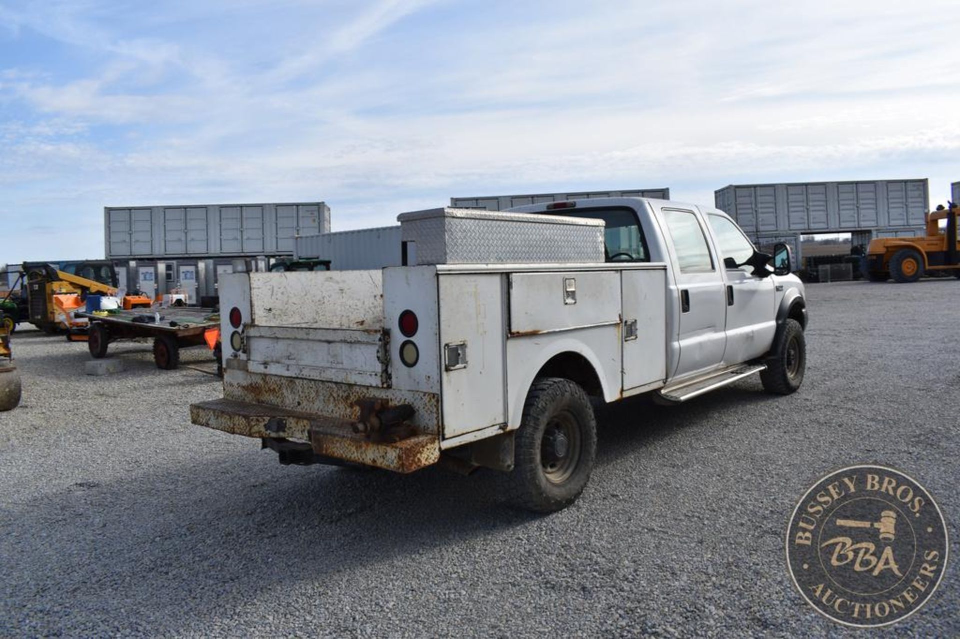 2003 FORD F350 SD XL 26027 - Image 18 of 53