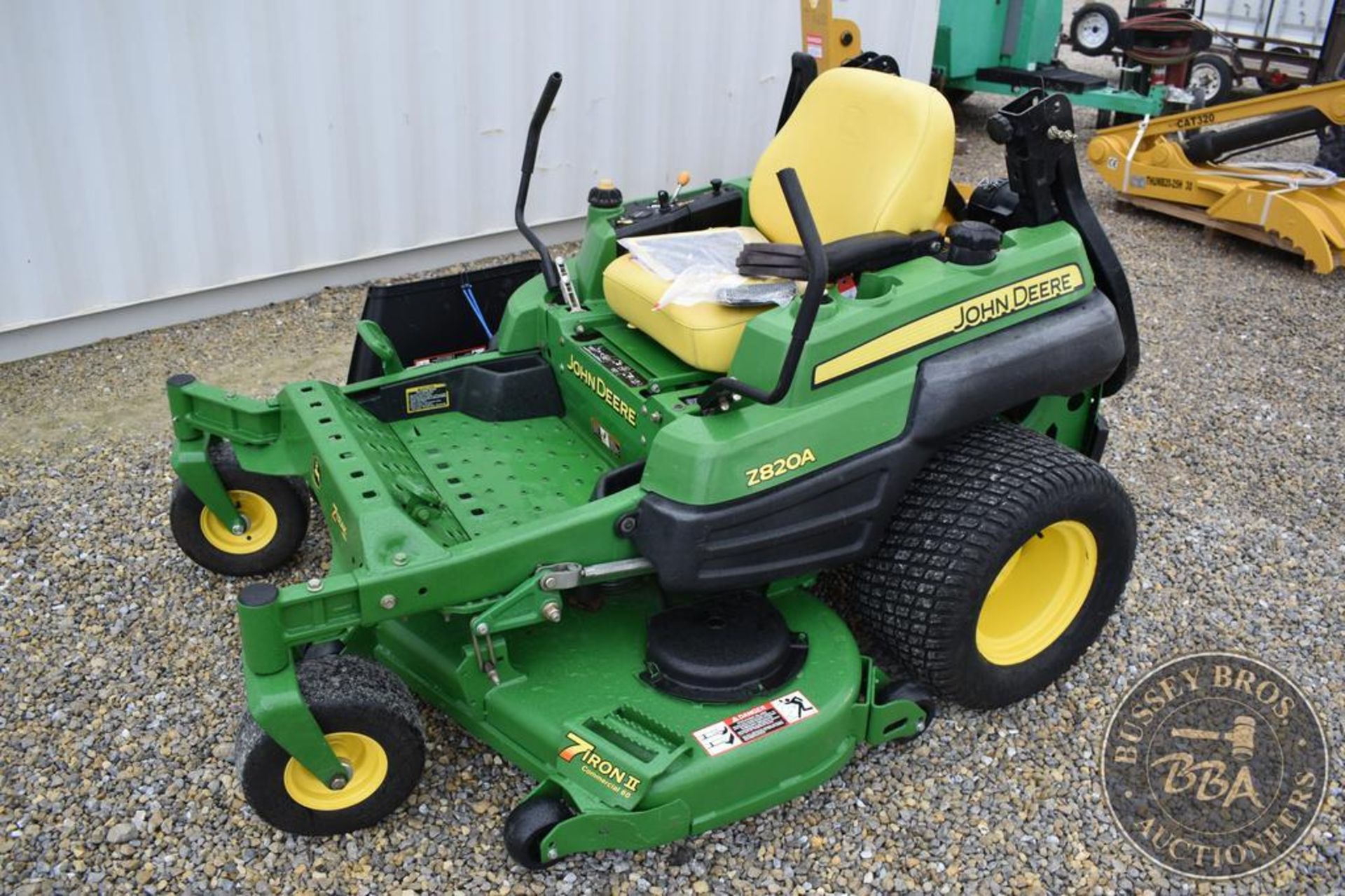 JOHN DEERE Z820A 26104 - Image 7 of 27