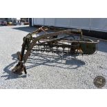 JOHN DEERE HAY RAKE 26034