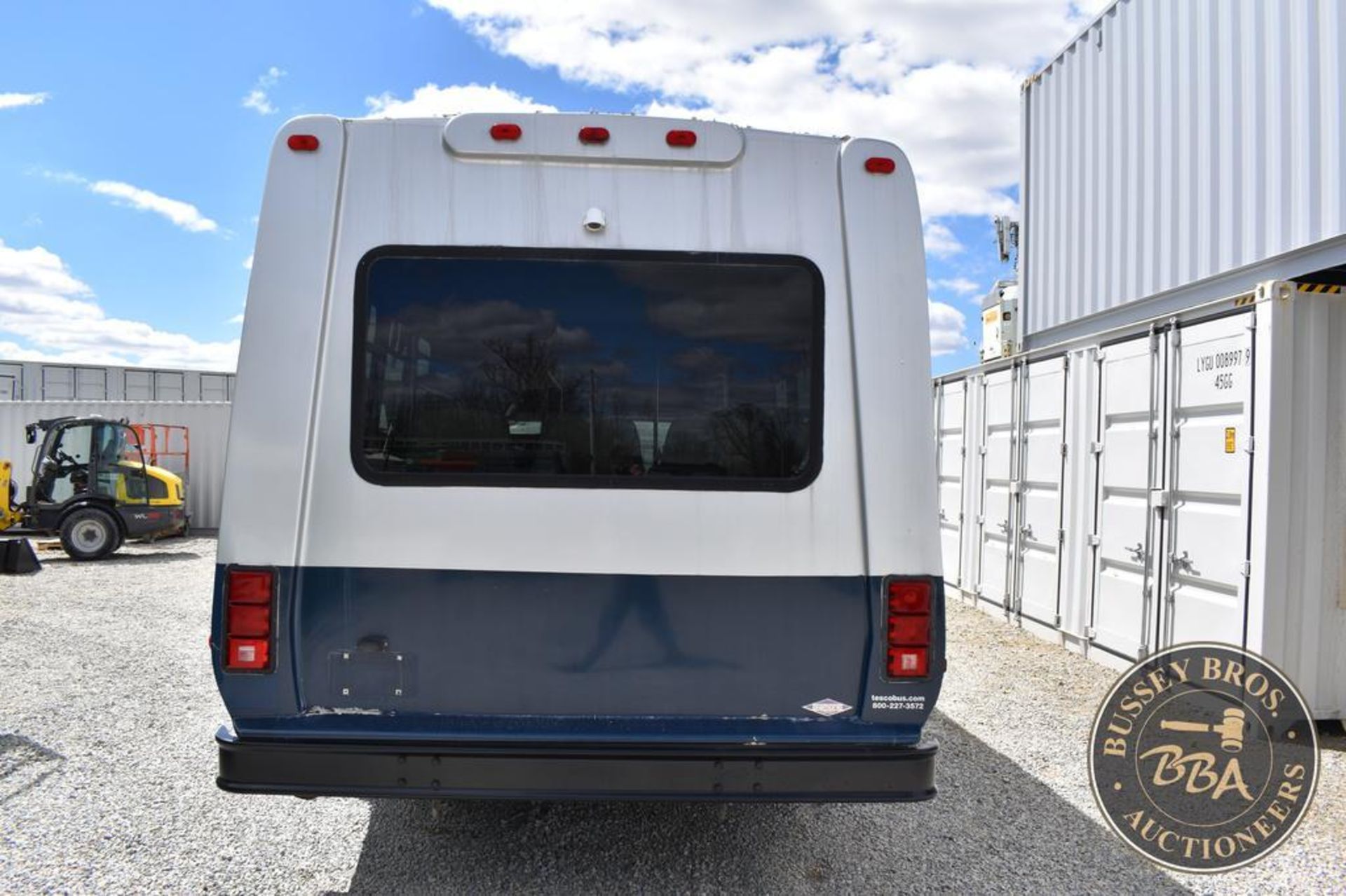 2011 FORD E350 SD 26124 - Image 18 of 43