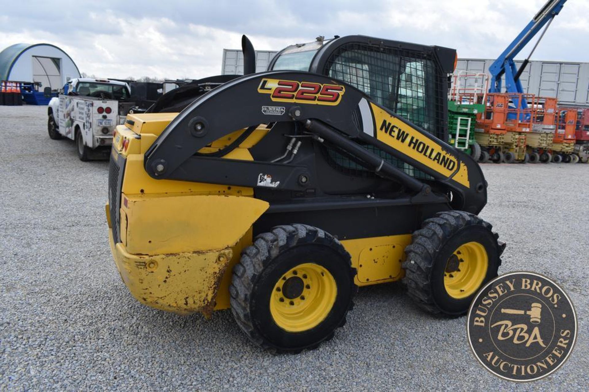 2014 NEW HOLLAND L225 26242 - Image 27 of 57