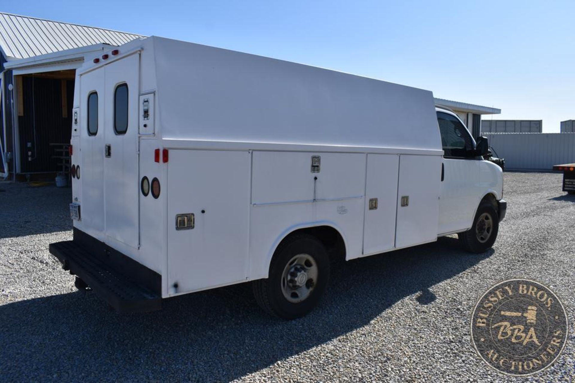 2006 CHEVROLET EXPRESS 3500 25952 - Image 12 of 57