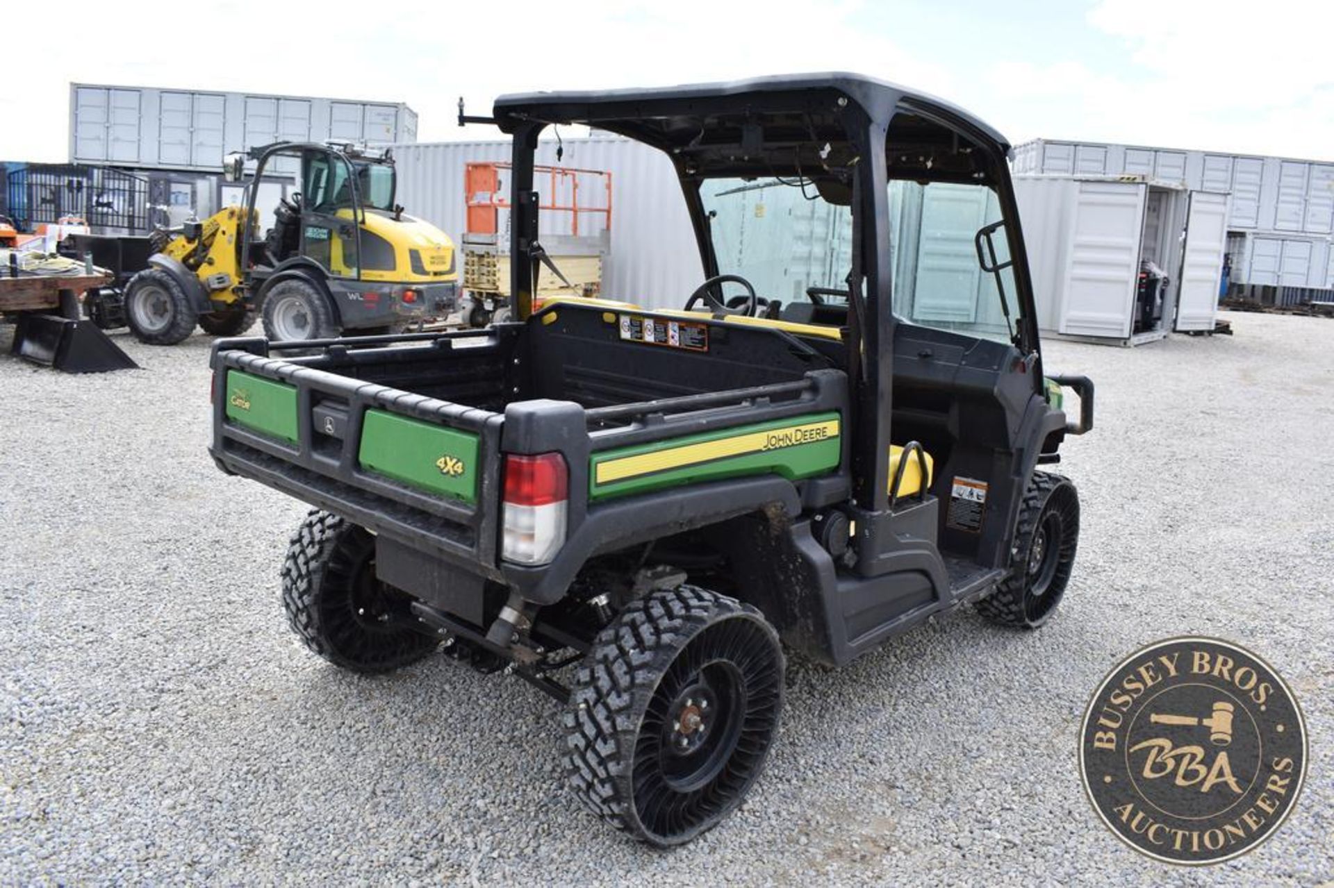 2020 JOHN DEERE GATOR XUV 835M 26126 - Image 13 of 34