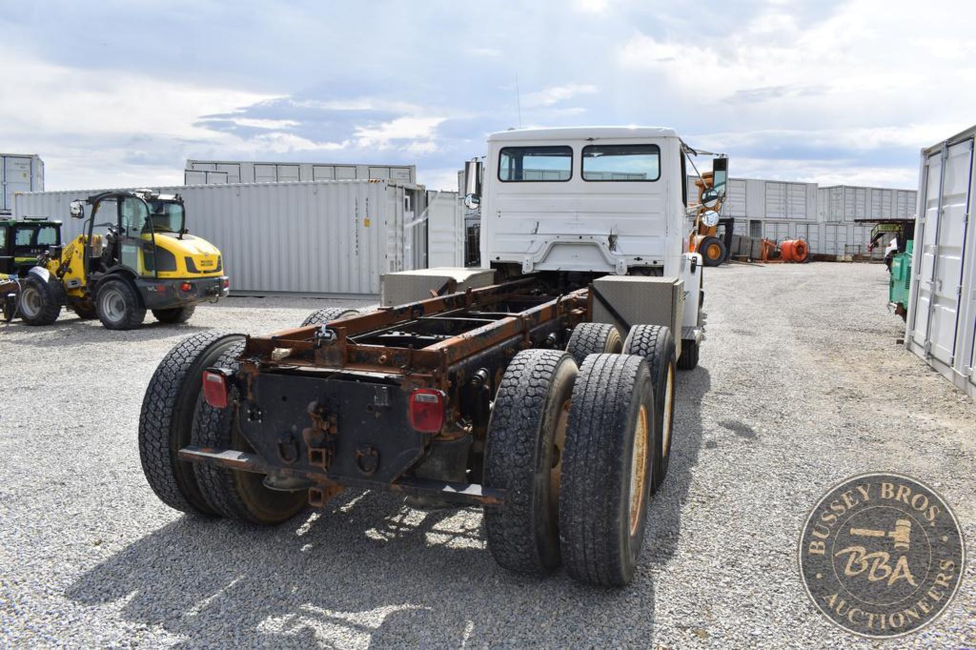 2003 FREIGHTLINER FL80 26011 - Image 24 of 65