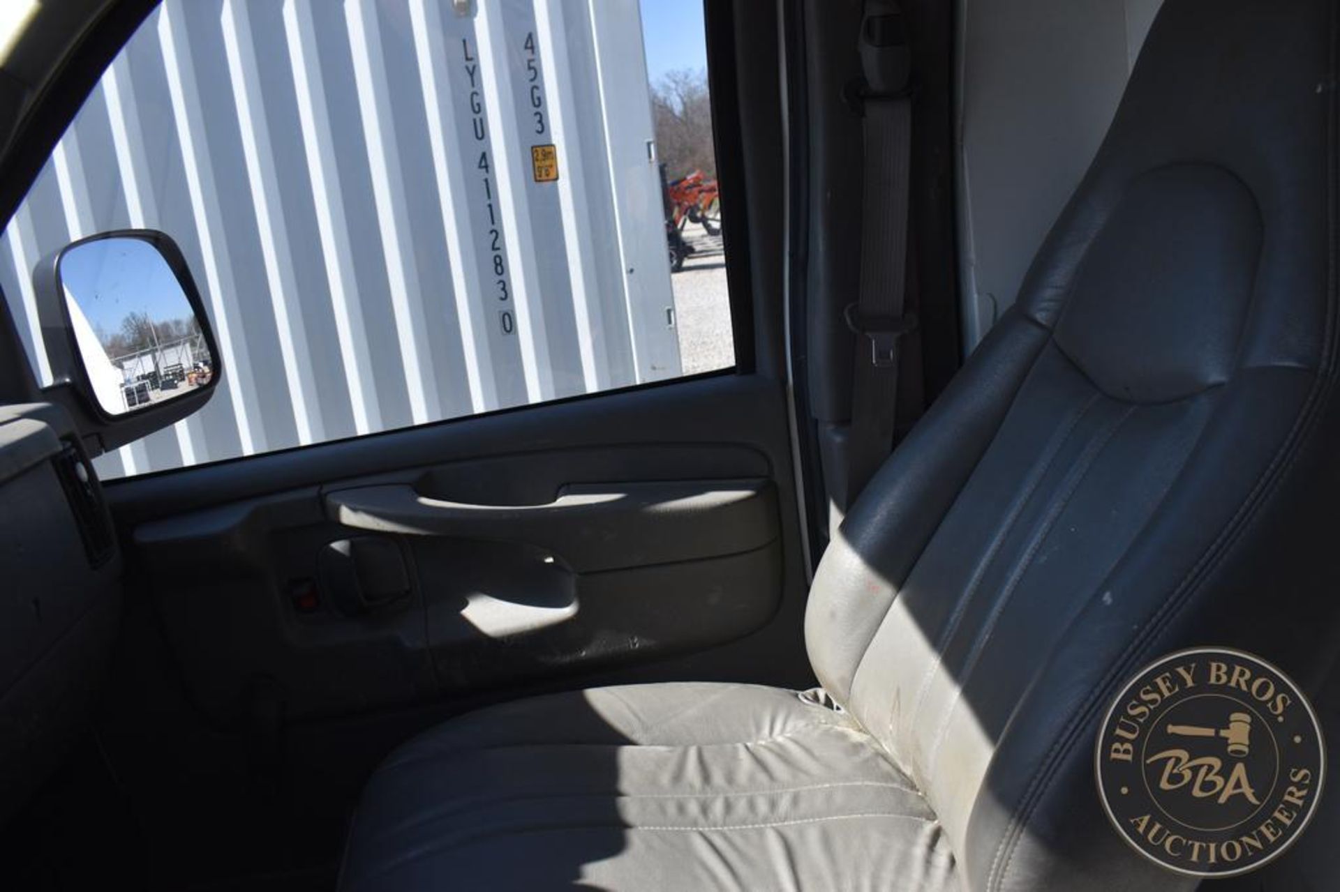 2006 CHEVROLET EXPRESS 3500 25952 - Image 43 of 57