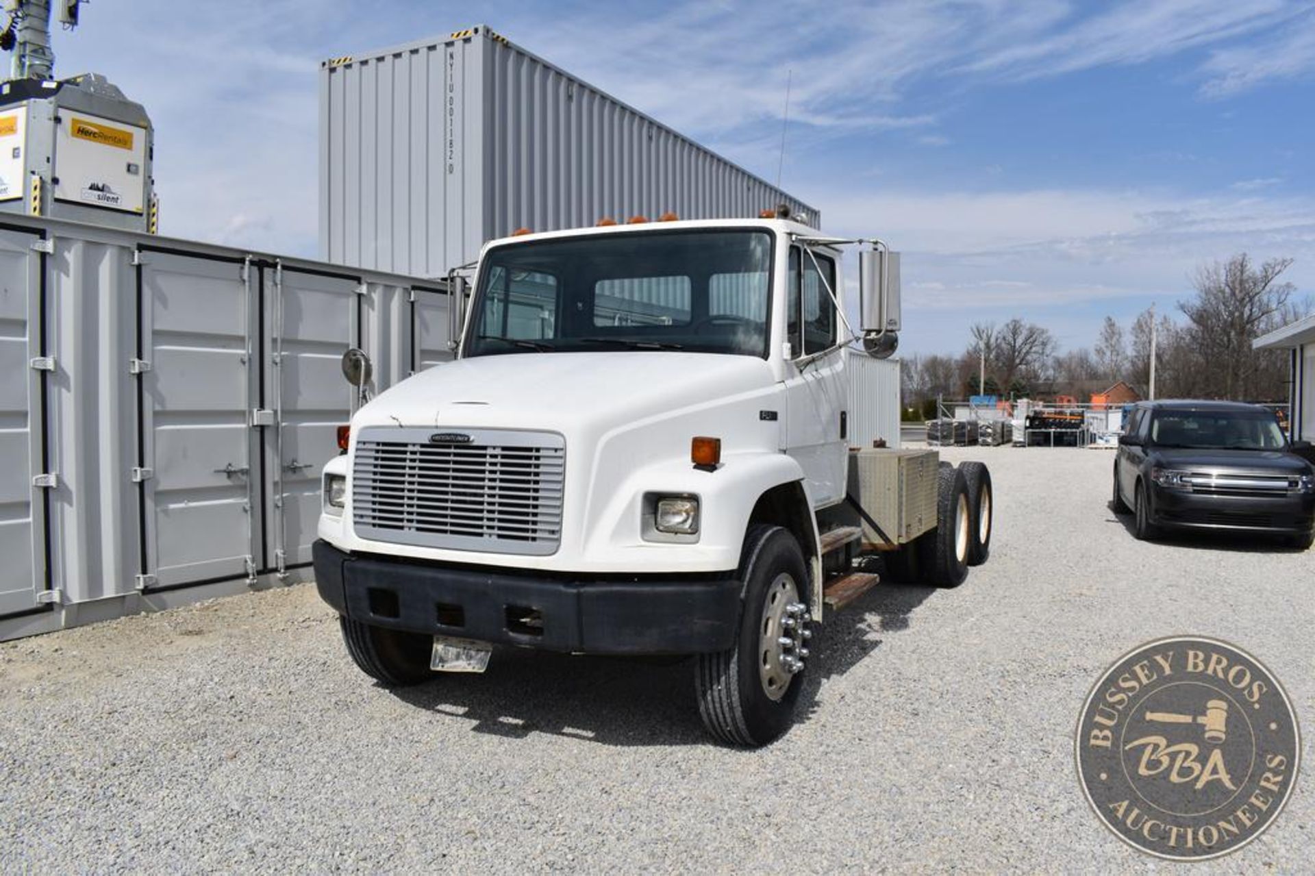 2003 FREIGHTLINER FL80 26011 - Image 5 of 65