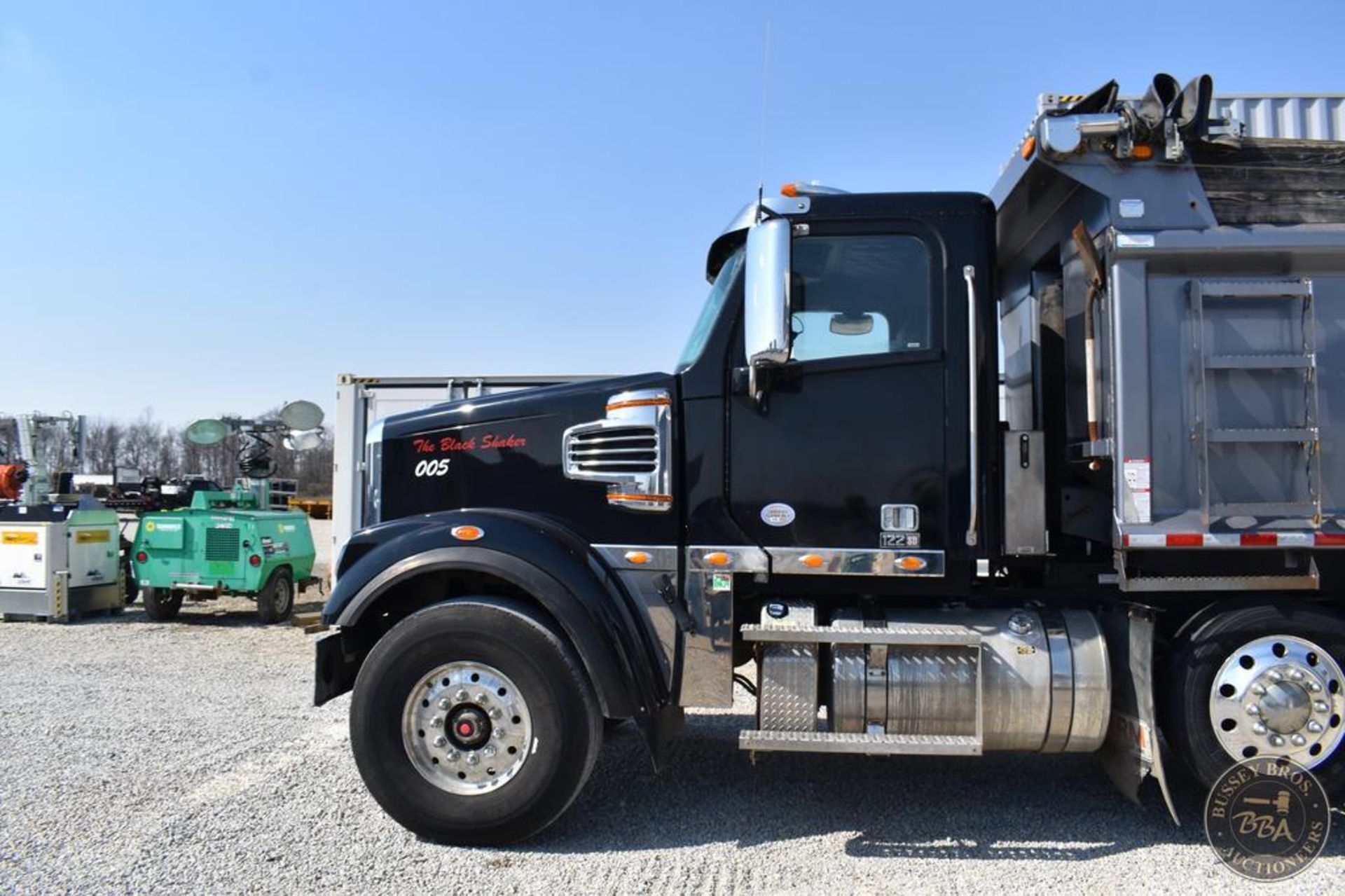 2020 FREIGHTLINER CORONADO 122 SD 26100 - Image 59 of 90