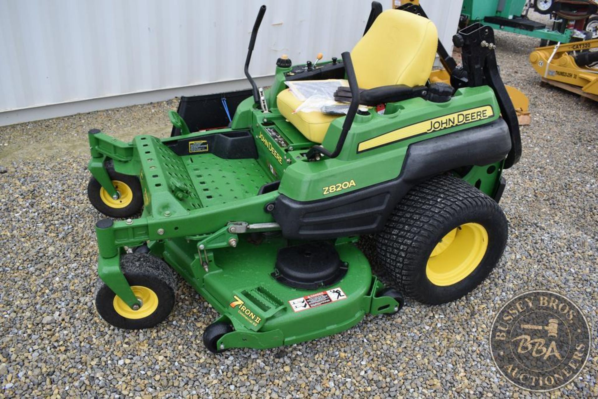 JOHN DEERE Z820A 26104 - Image 6 of 27