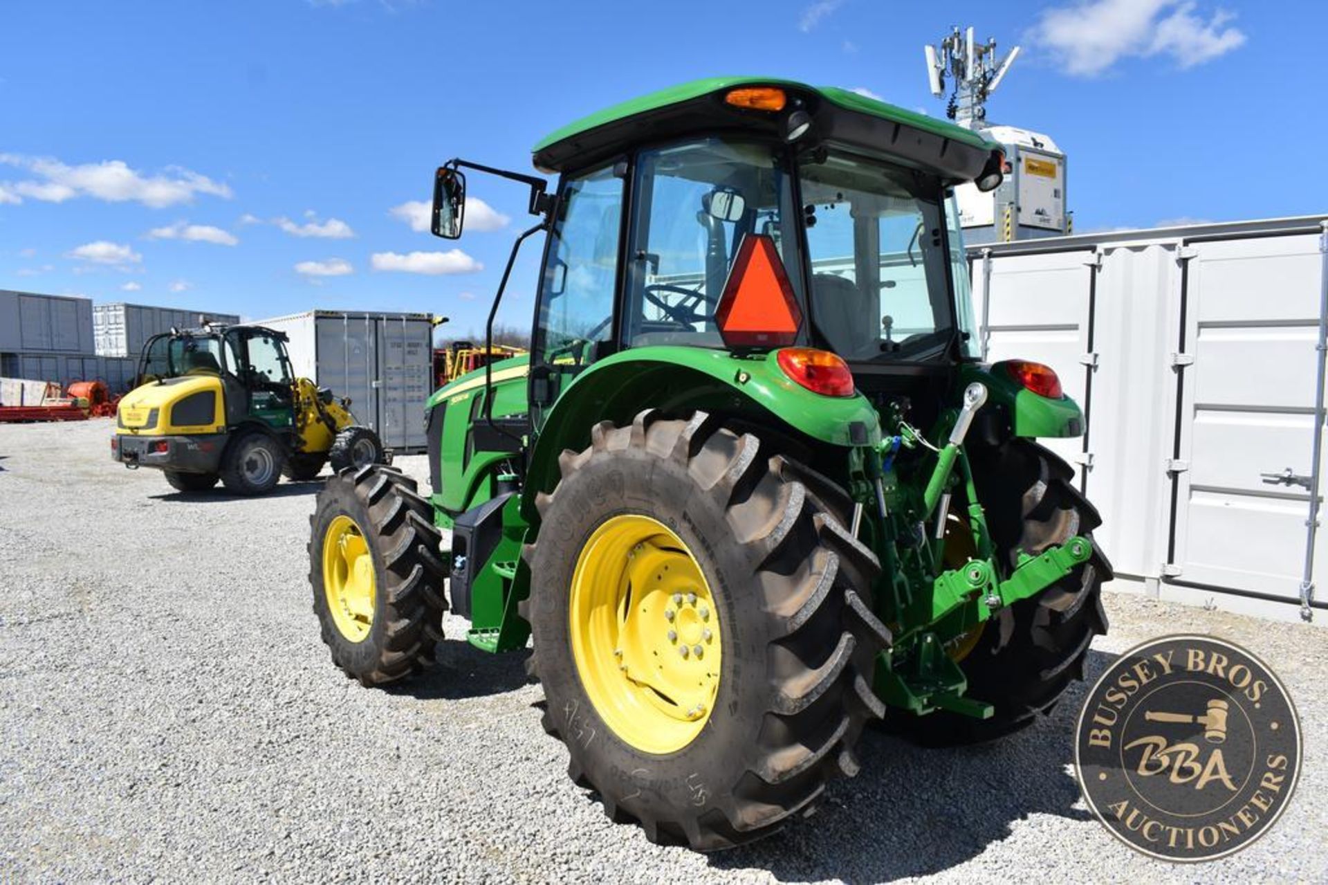 2019 JOHN DEERE 5090M 26121 - Image 29 of 59