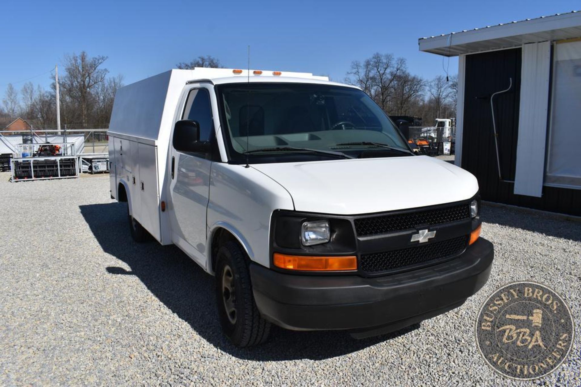 2006 CHEVROLET EXPRESS 3500 25952 - Image 7 of 57