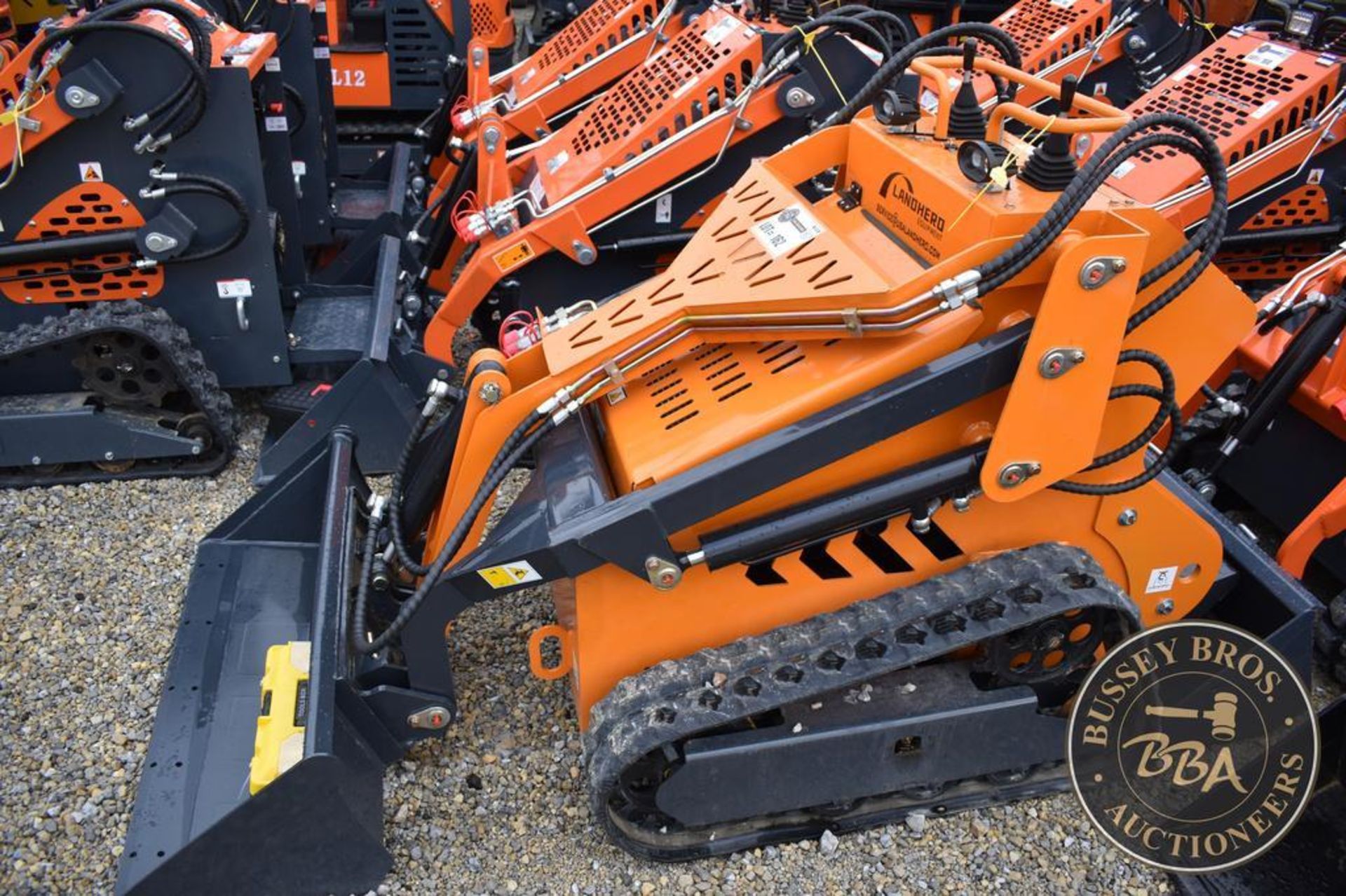 2024 LANDHERO MINI TRACKED SKID STEER 27616 - Image 2 of 14