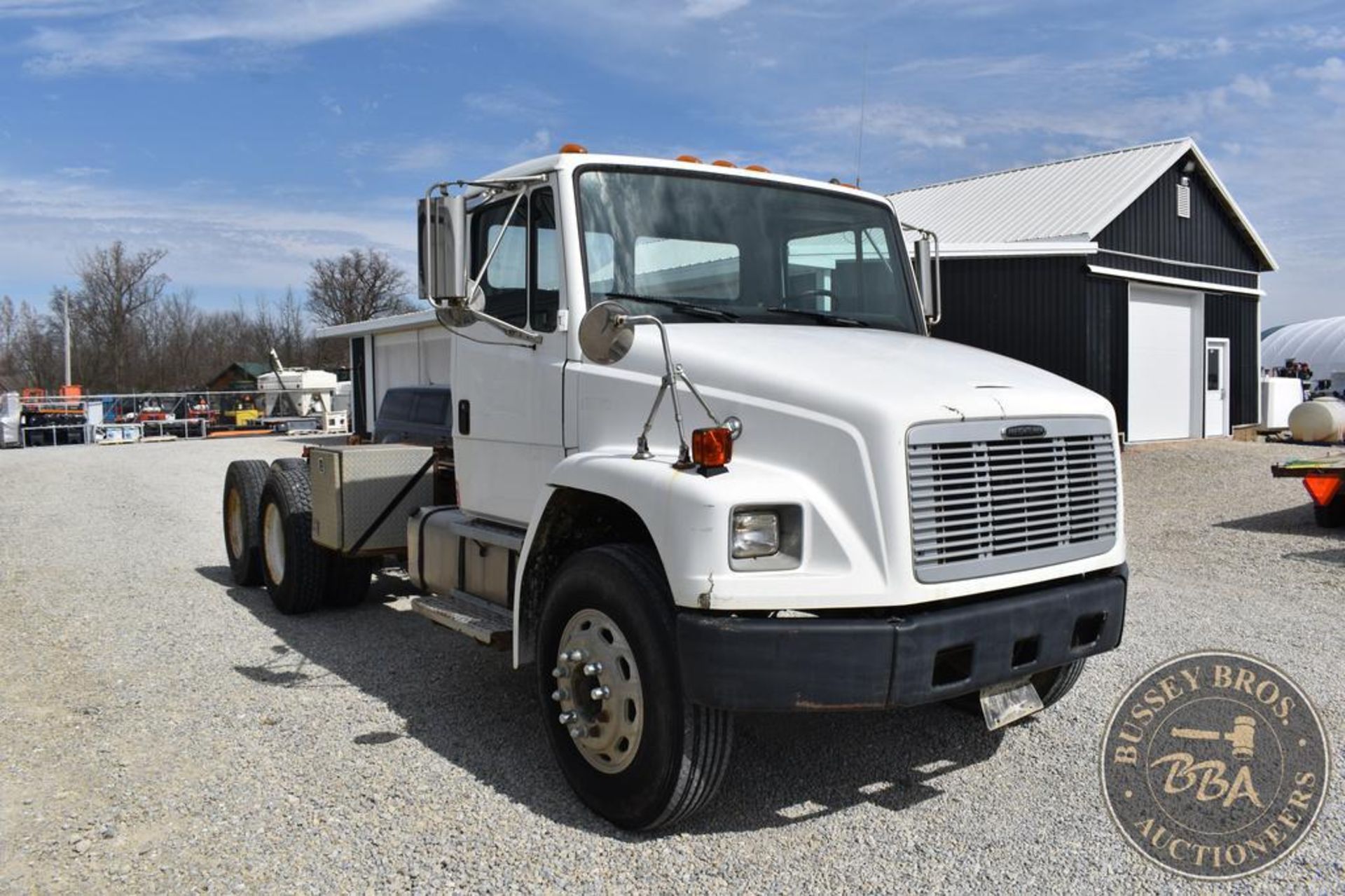 2003 FREIGHTLINER FL80 26011 - Image 14 of 65