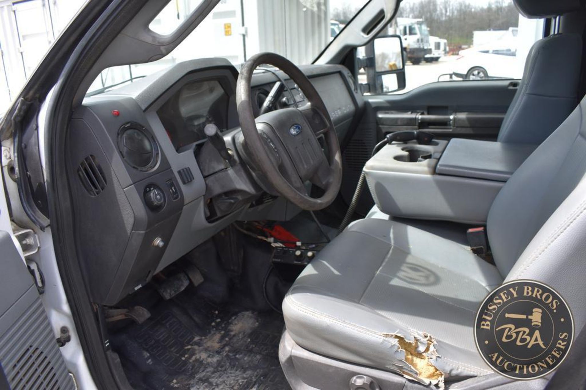 2012 FORD F550 26132 - Image 19 of 44
