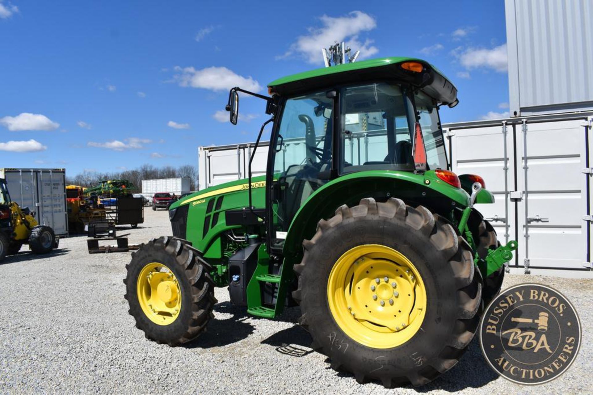 2019 JOHN DEERE 5090M 26121 - Image 30 of 59