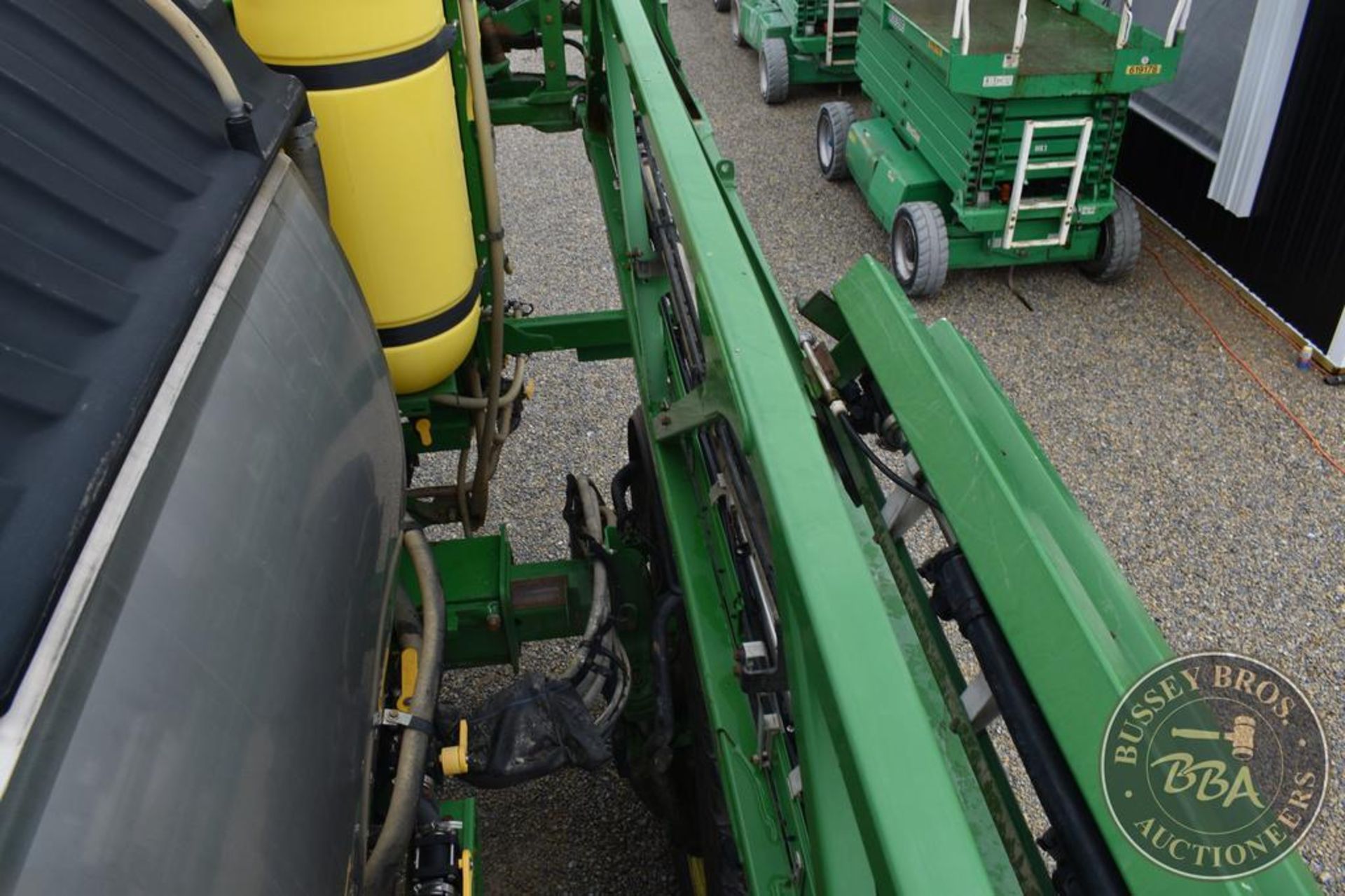 2016 JOHN DEERE R4045 26085 - Image 28 of 51