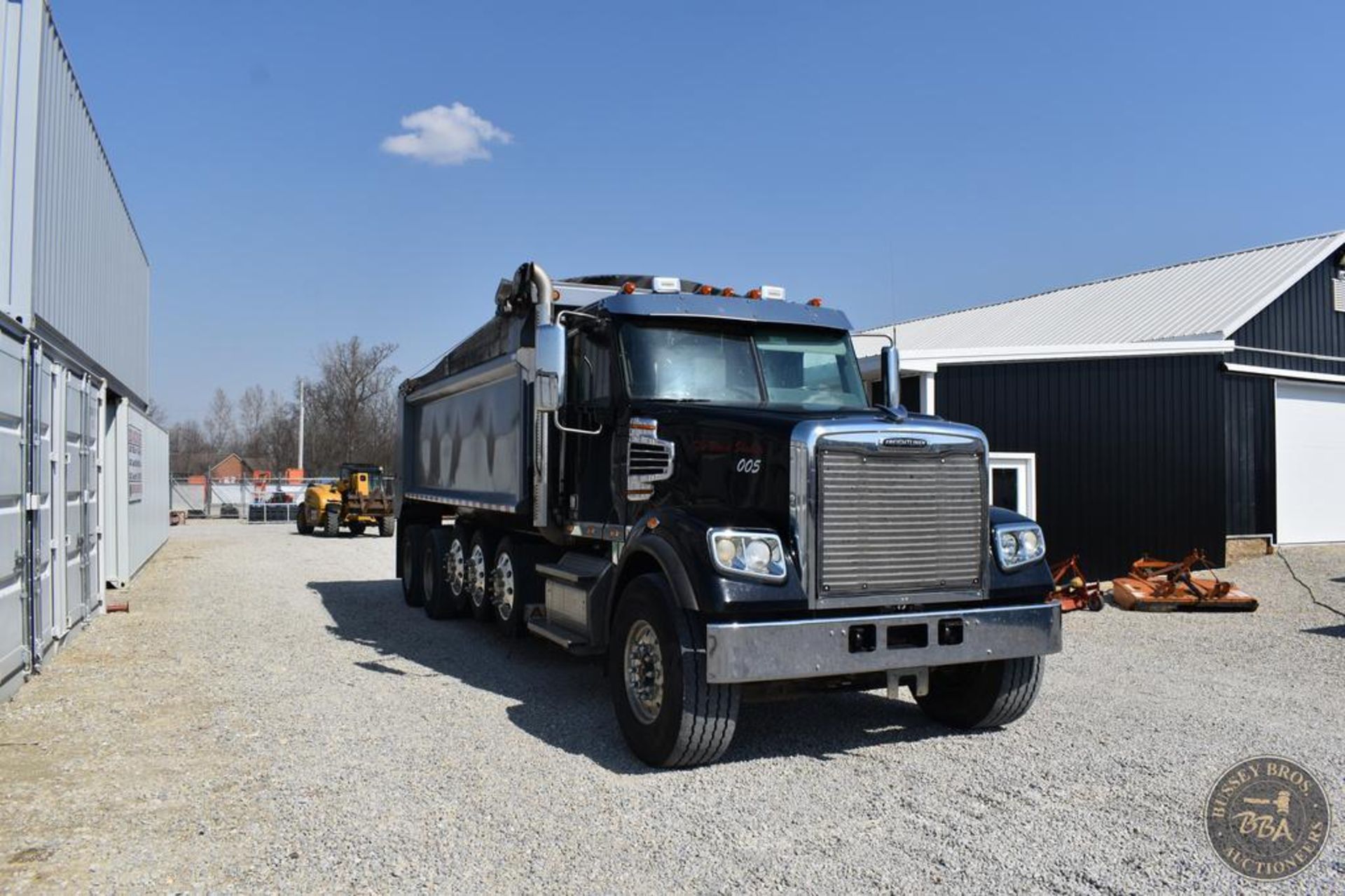 2020 FREIGHTLINER CORONADO 122 SD 26100 - Image 24 of 90