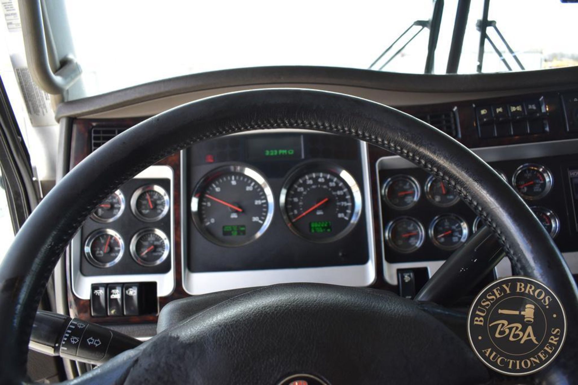 2015 KENWORTH T660 26141 - Image 42 of 80