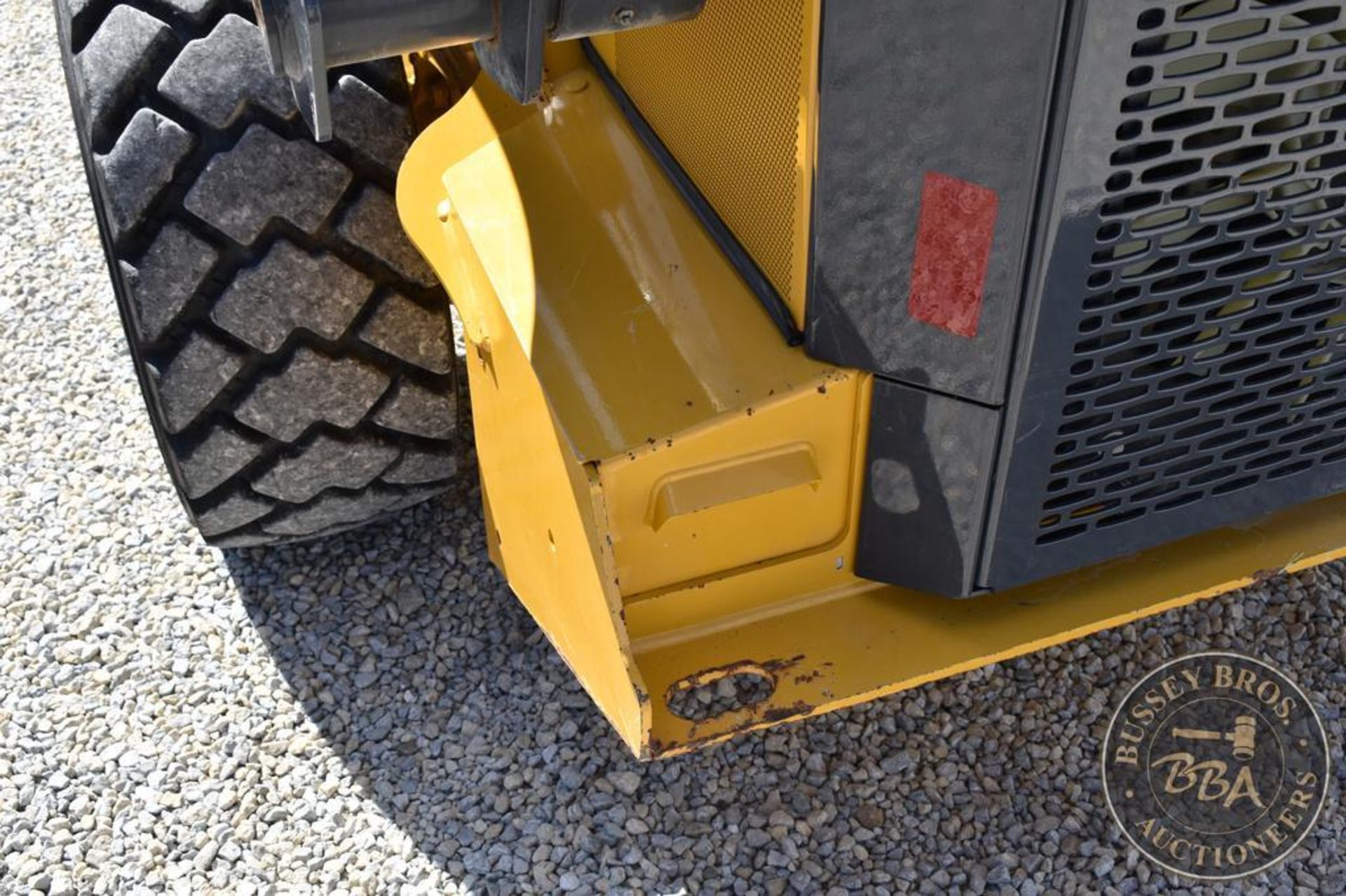 2020 DEERE 330G Skidsteer 26000 - Image 33 of 63