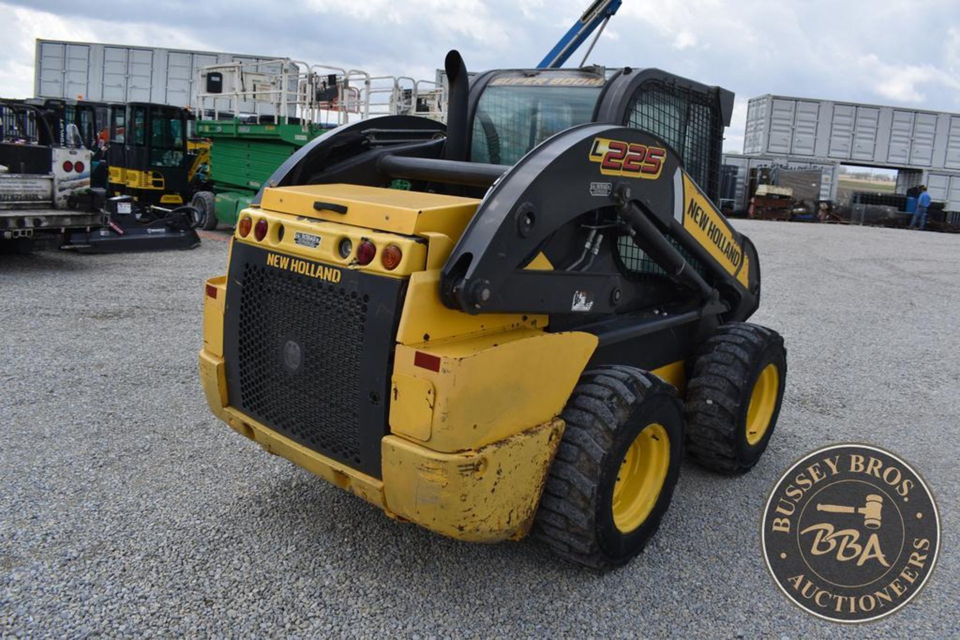 2014 NEW HOLLAND L225 26242 - Image 24 of 57